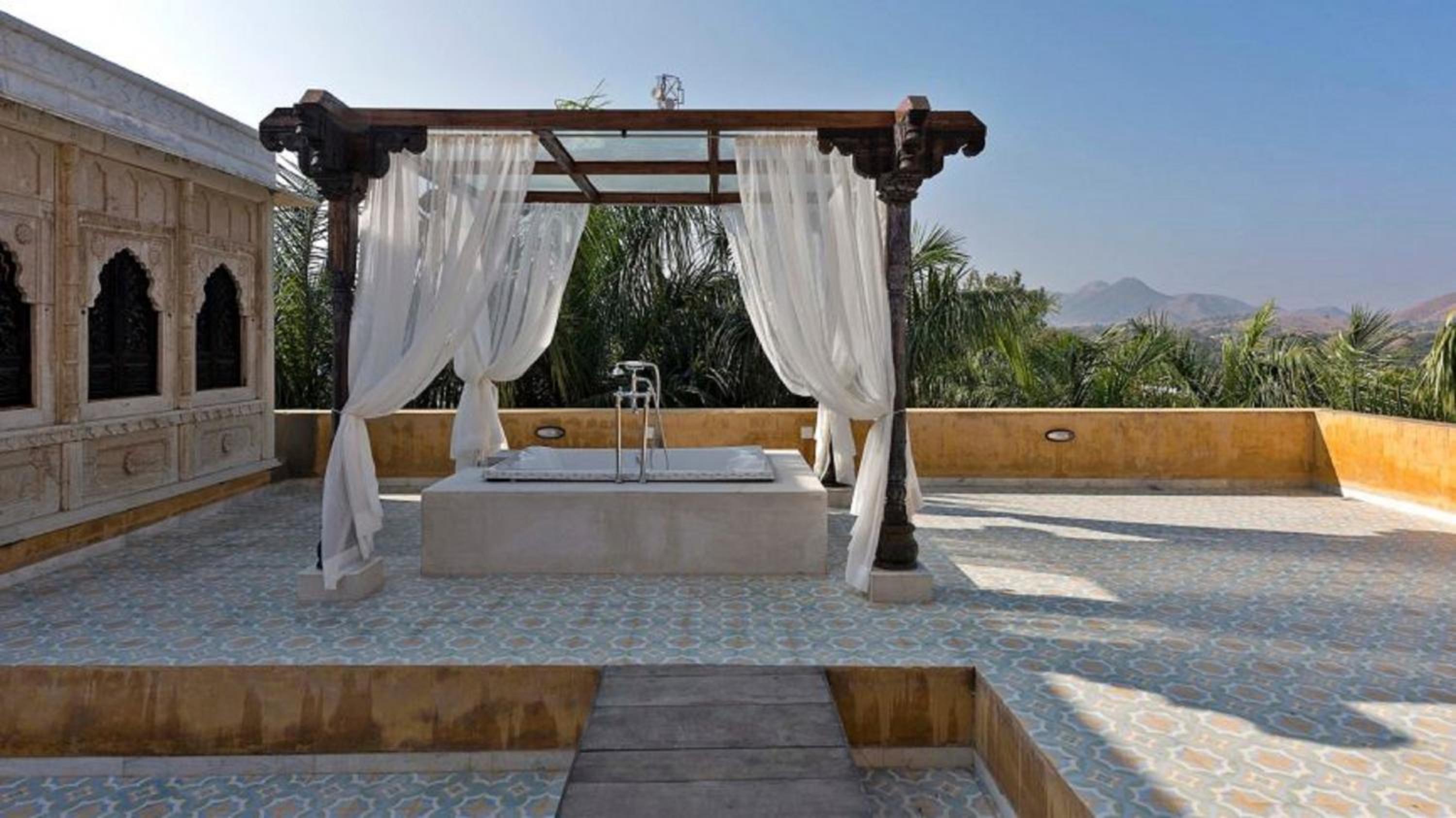 Raj Tilak Suite photo 2