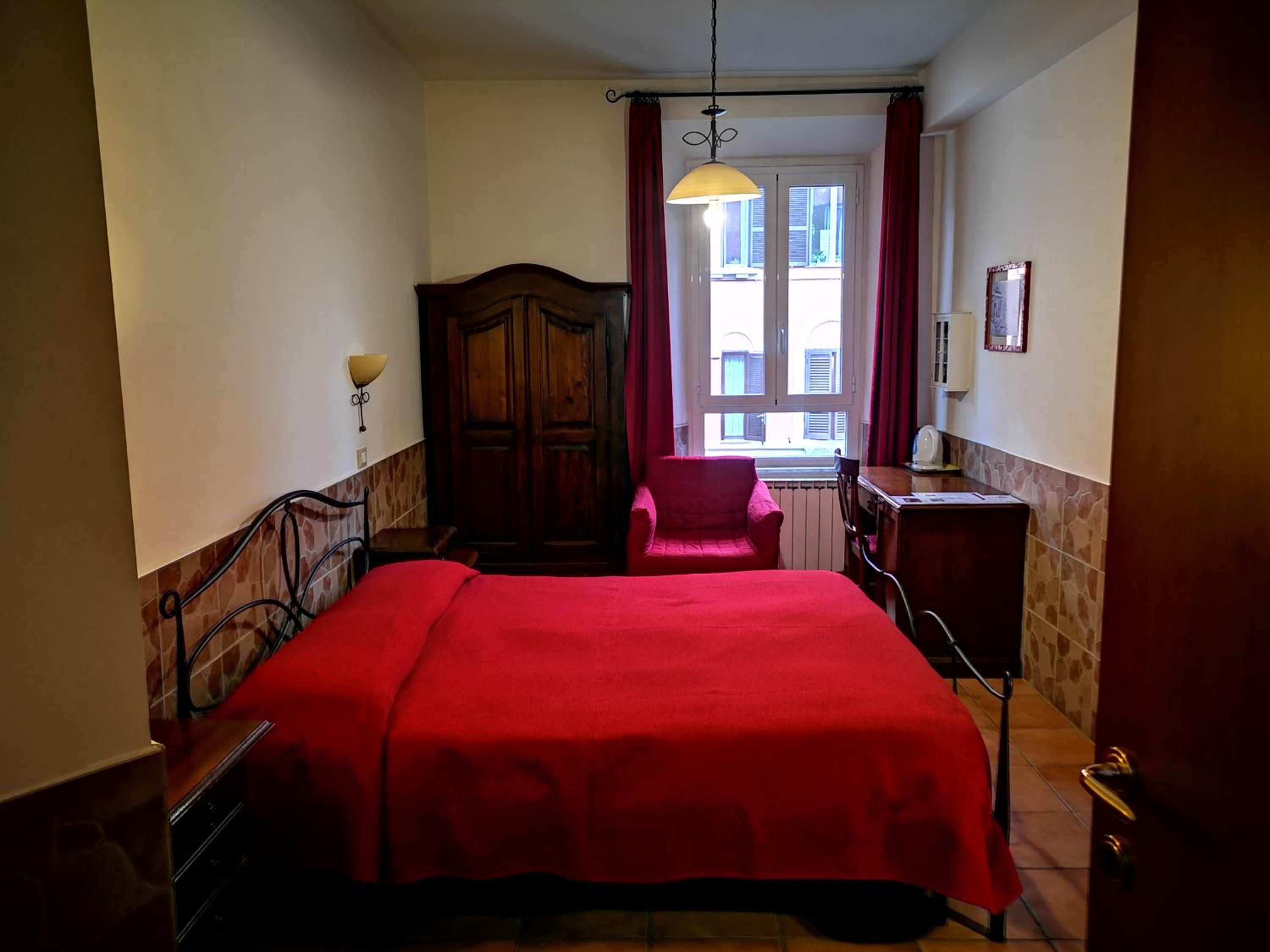 Double Room with Bathroom photo 1