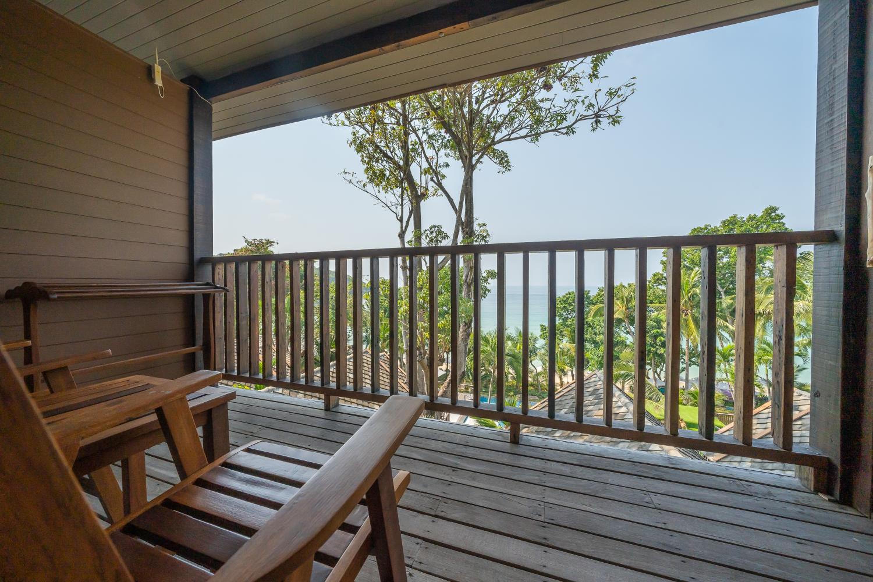 Deluxe Hillside Room - Photo 4