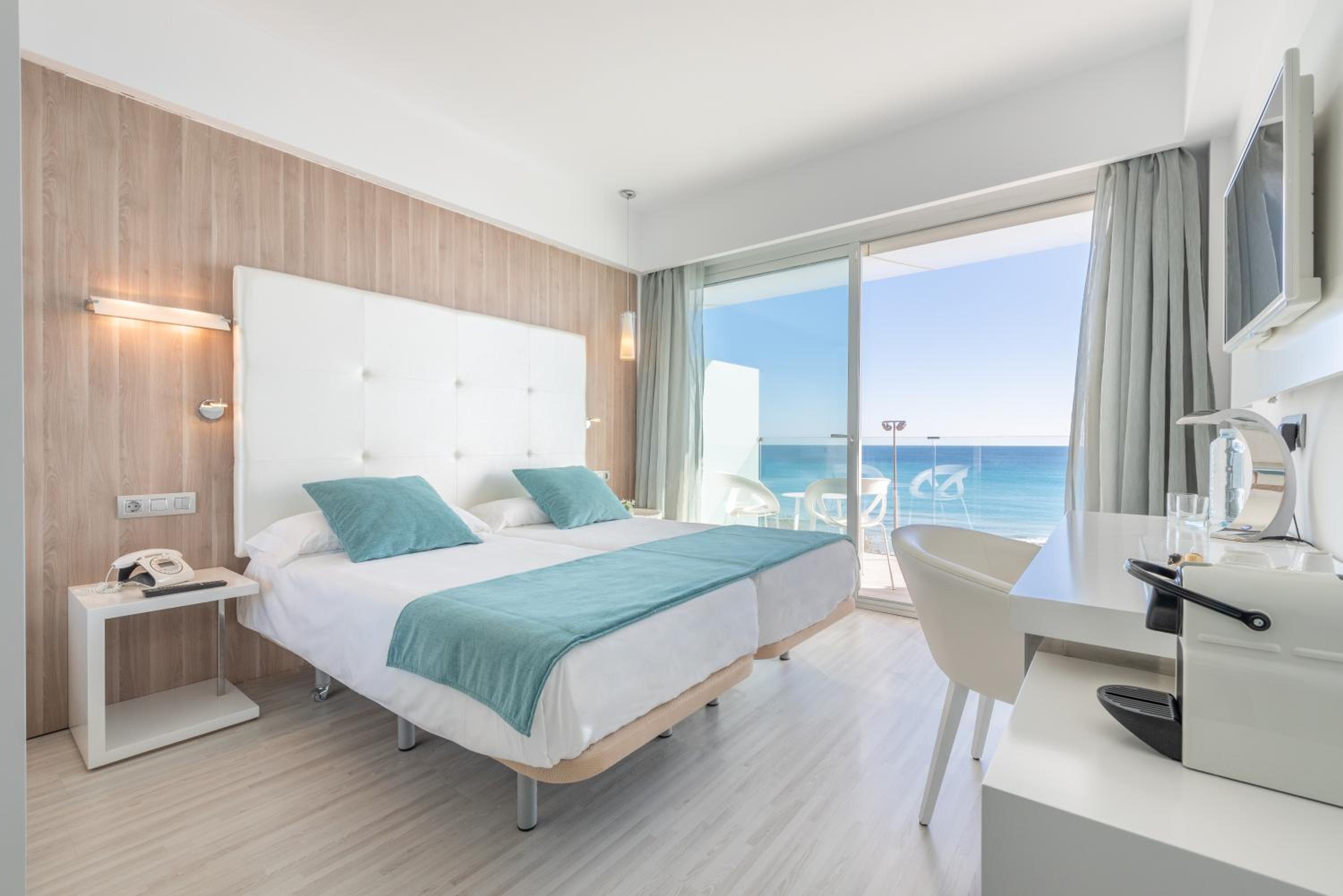 Habitación Doble con Vista al Mar