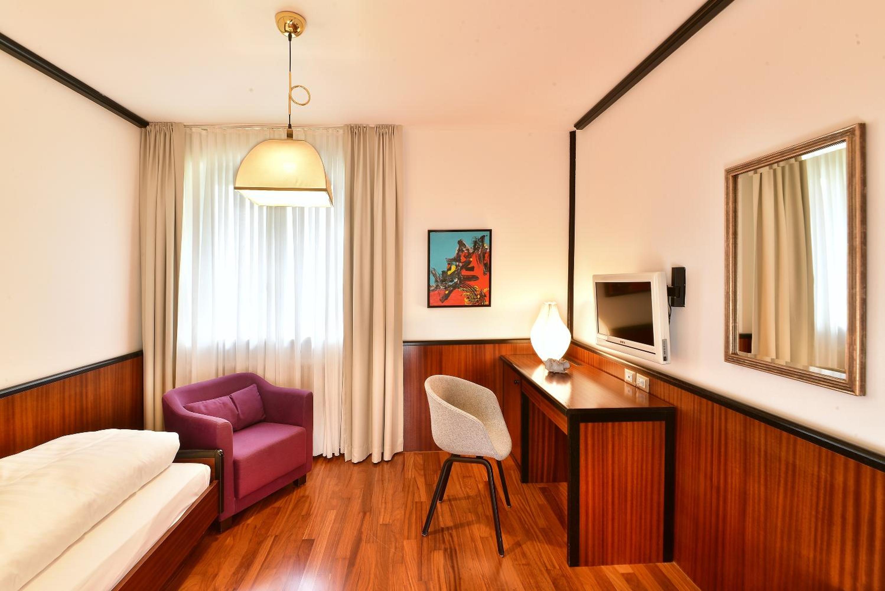 Single Room