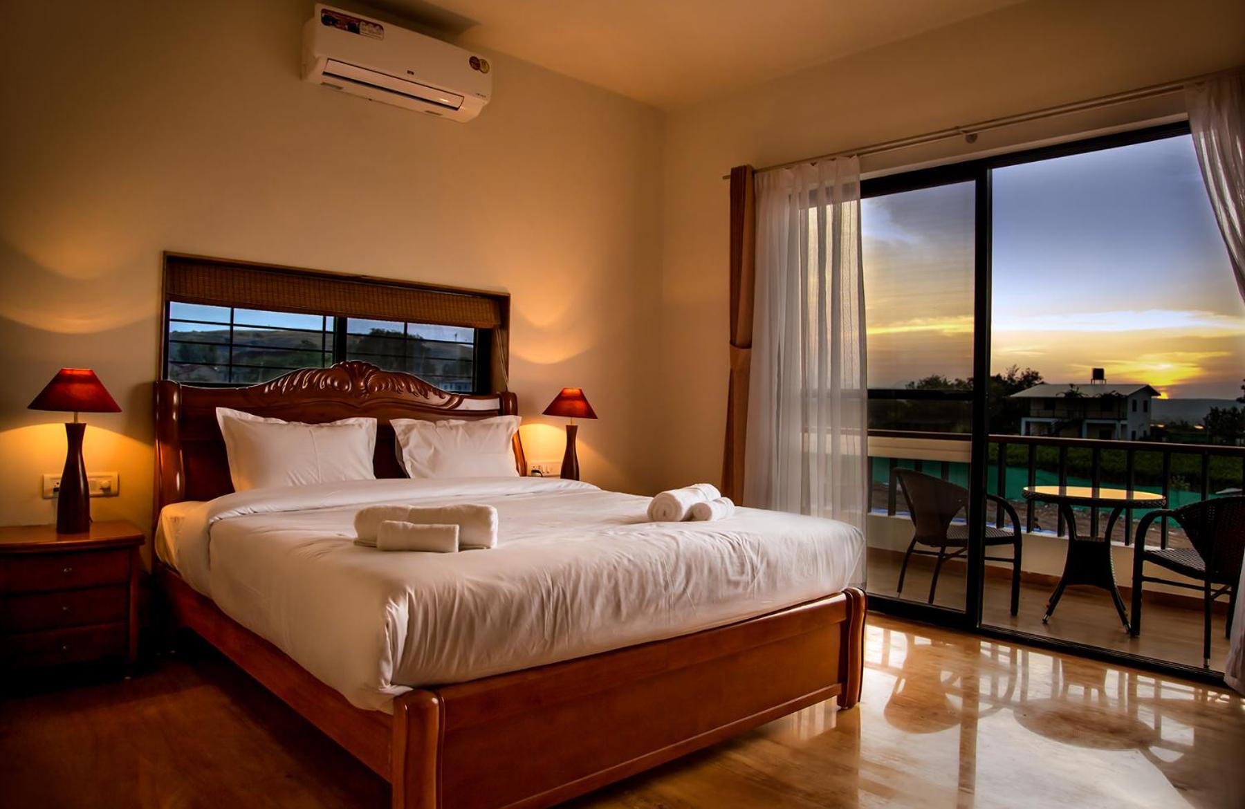 Double Room With Balcony photo 3