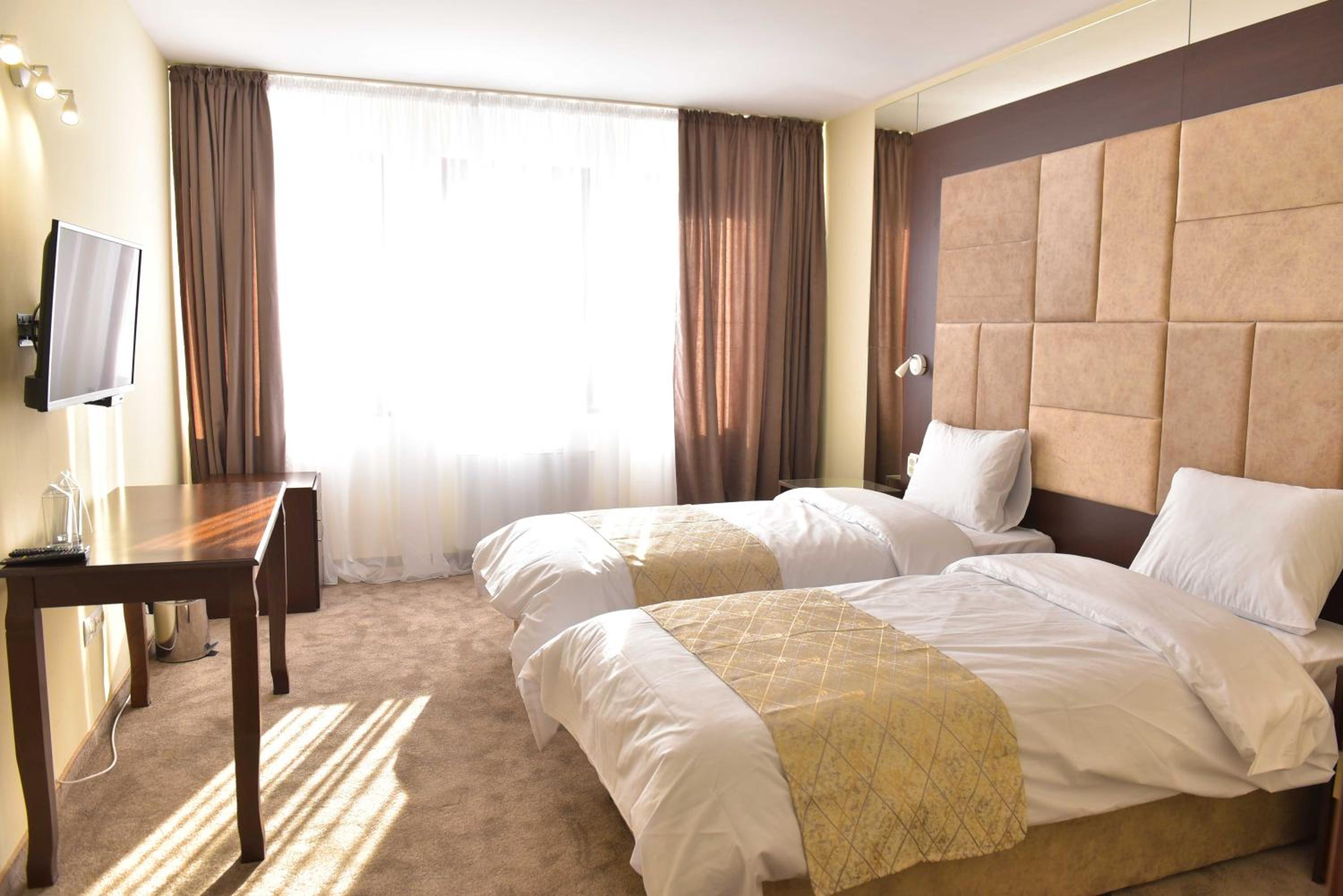 Double or Twin Room with Balcony photo 1