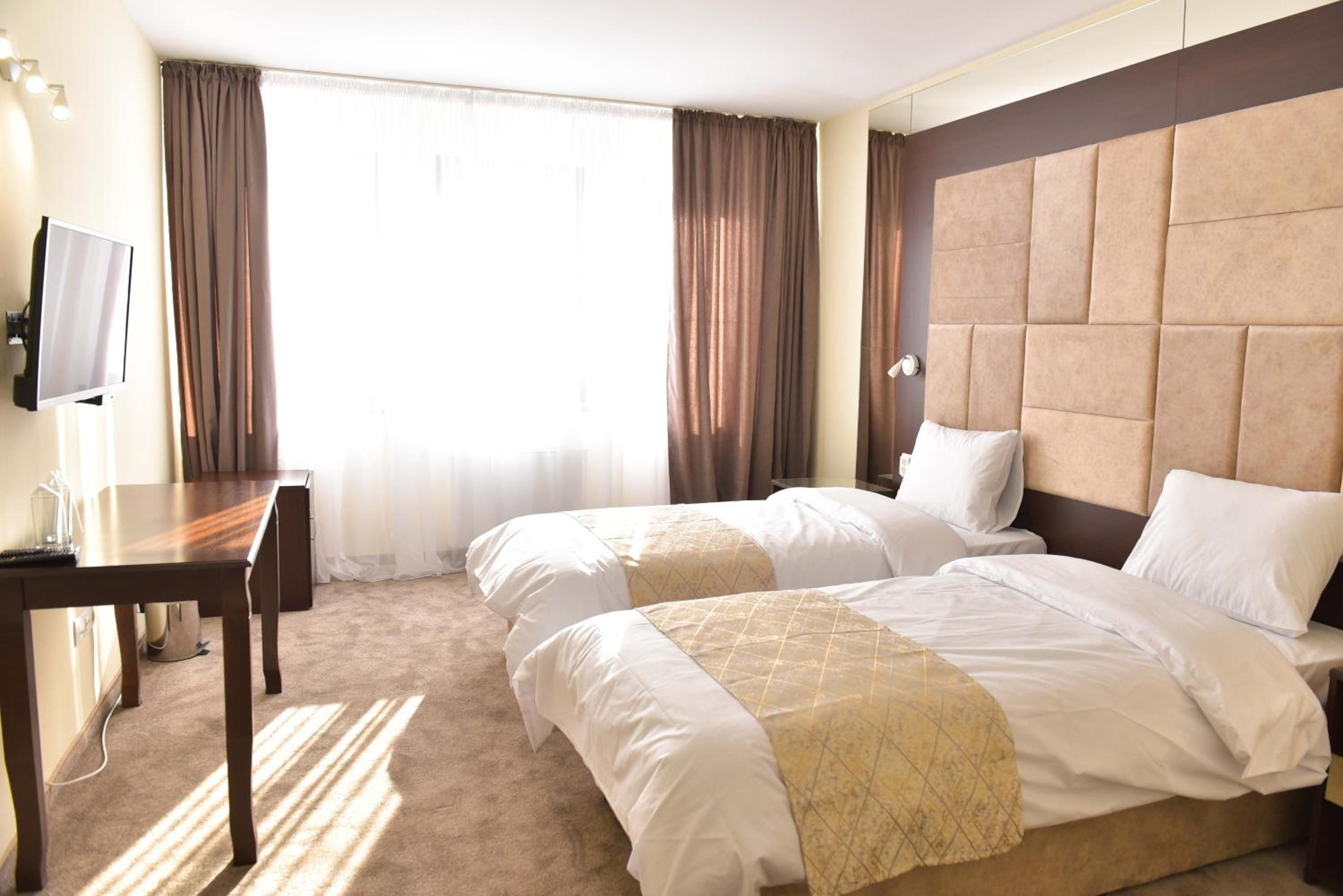 Double or Twin Room photo 2