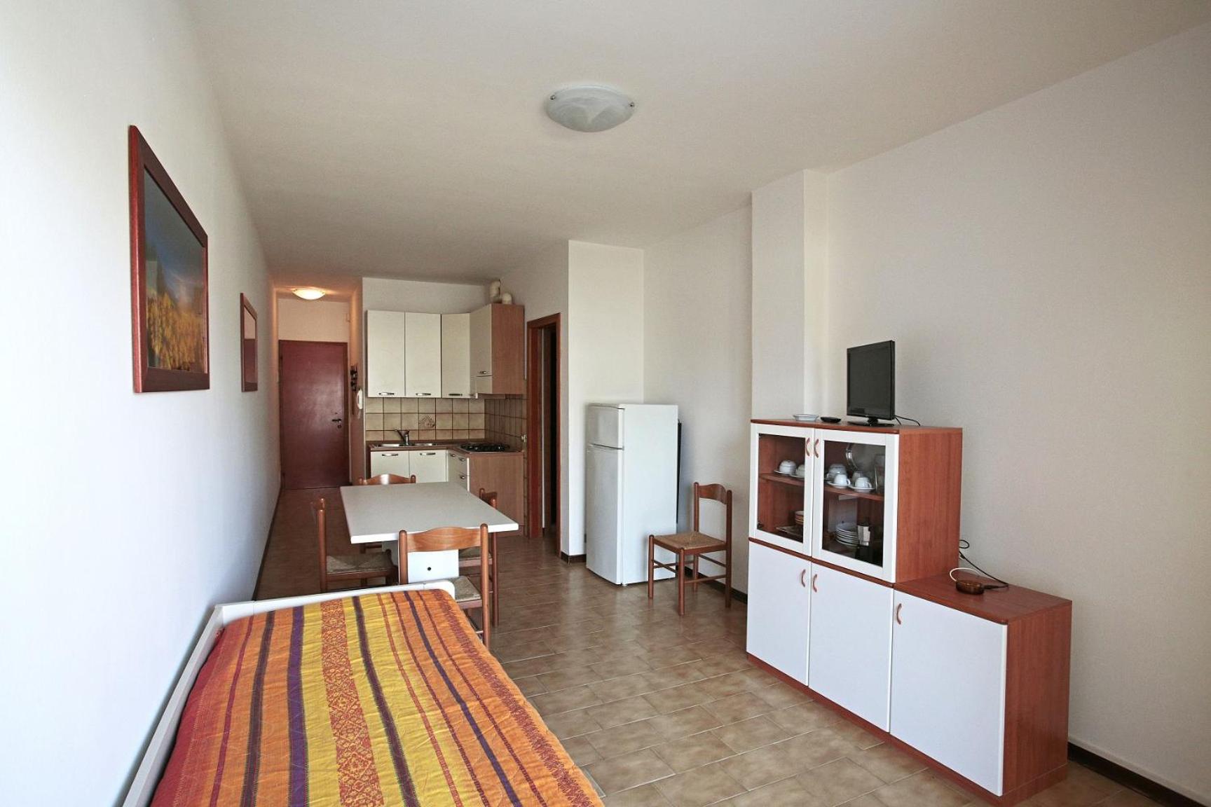 Two-Bedroom Apartment photo 2