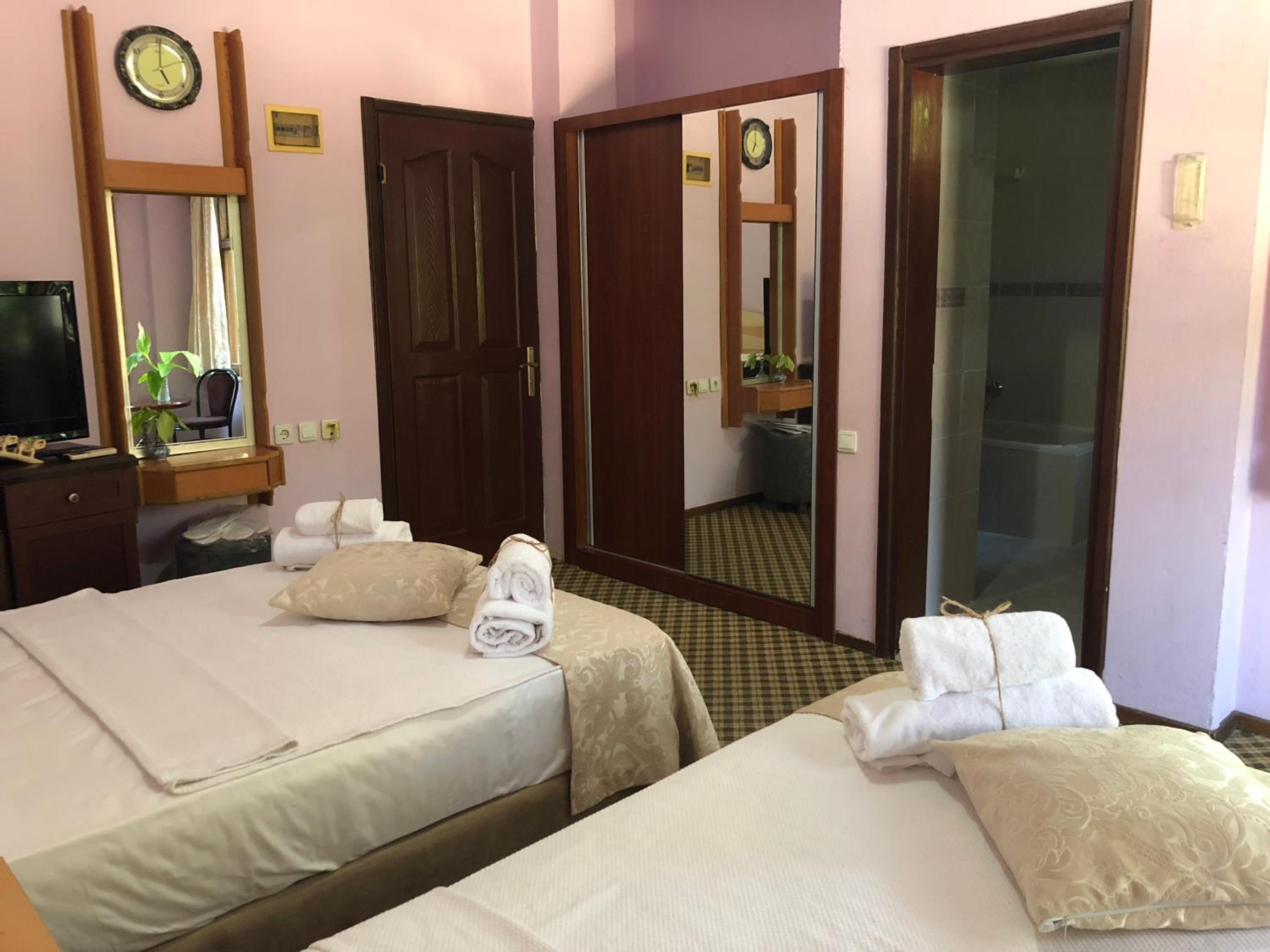 Family Suite with Balcony photo 3