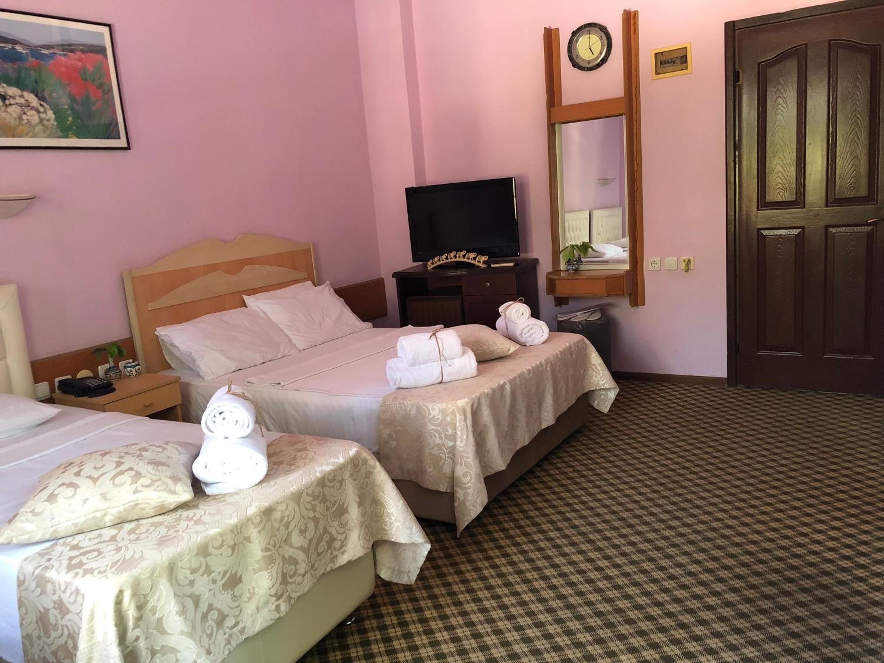 Family Suite with Balcony photo 1