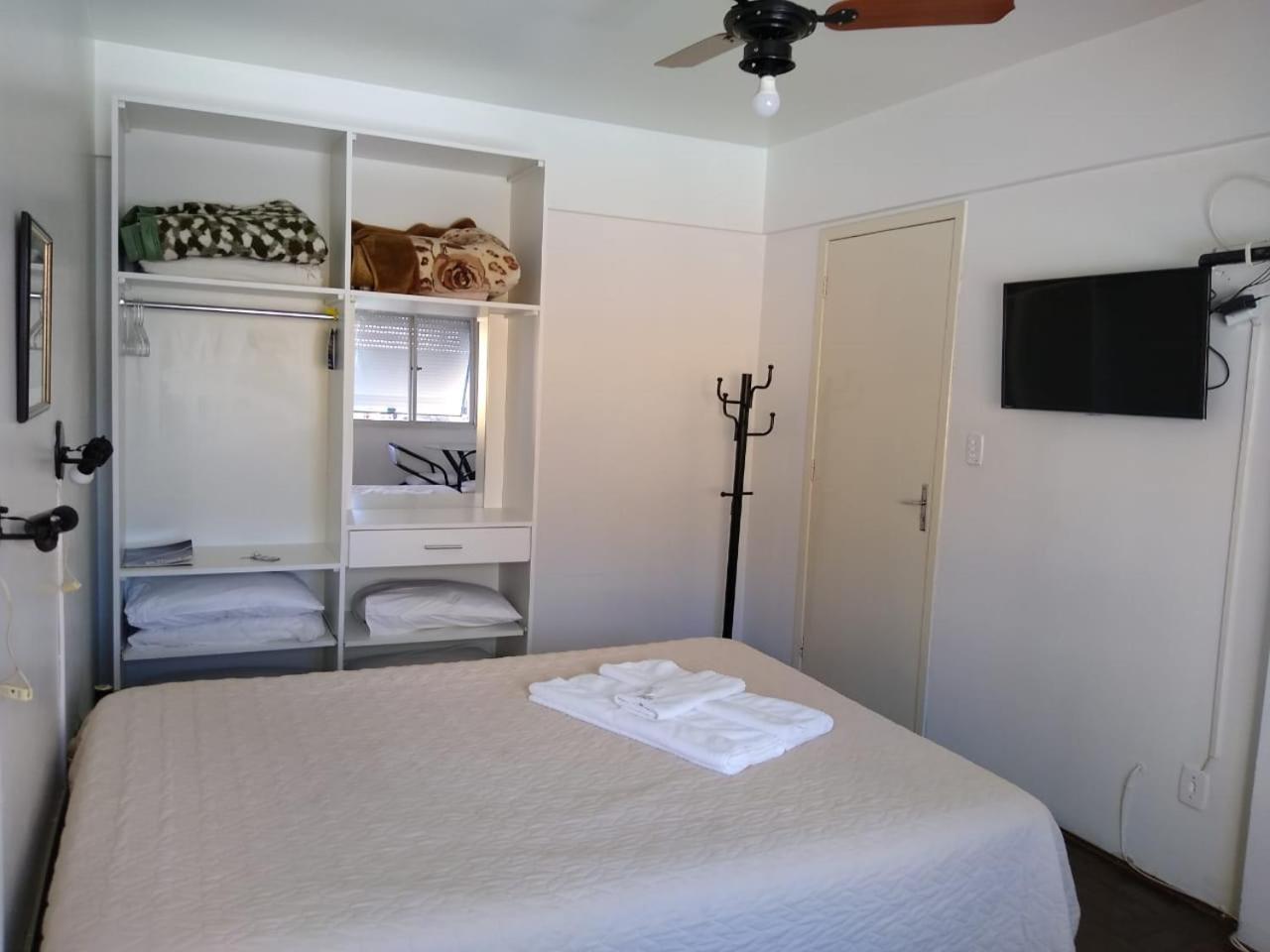 Standard Double or Twin Room photo 2