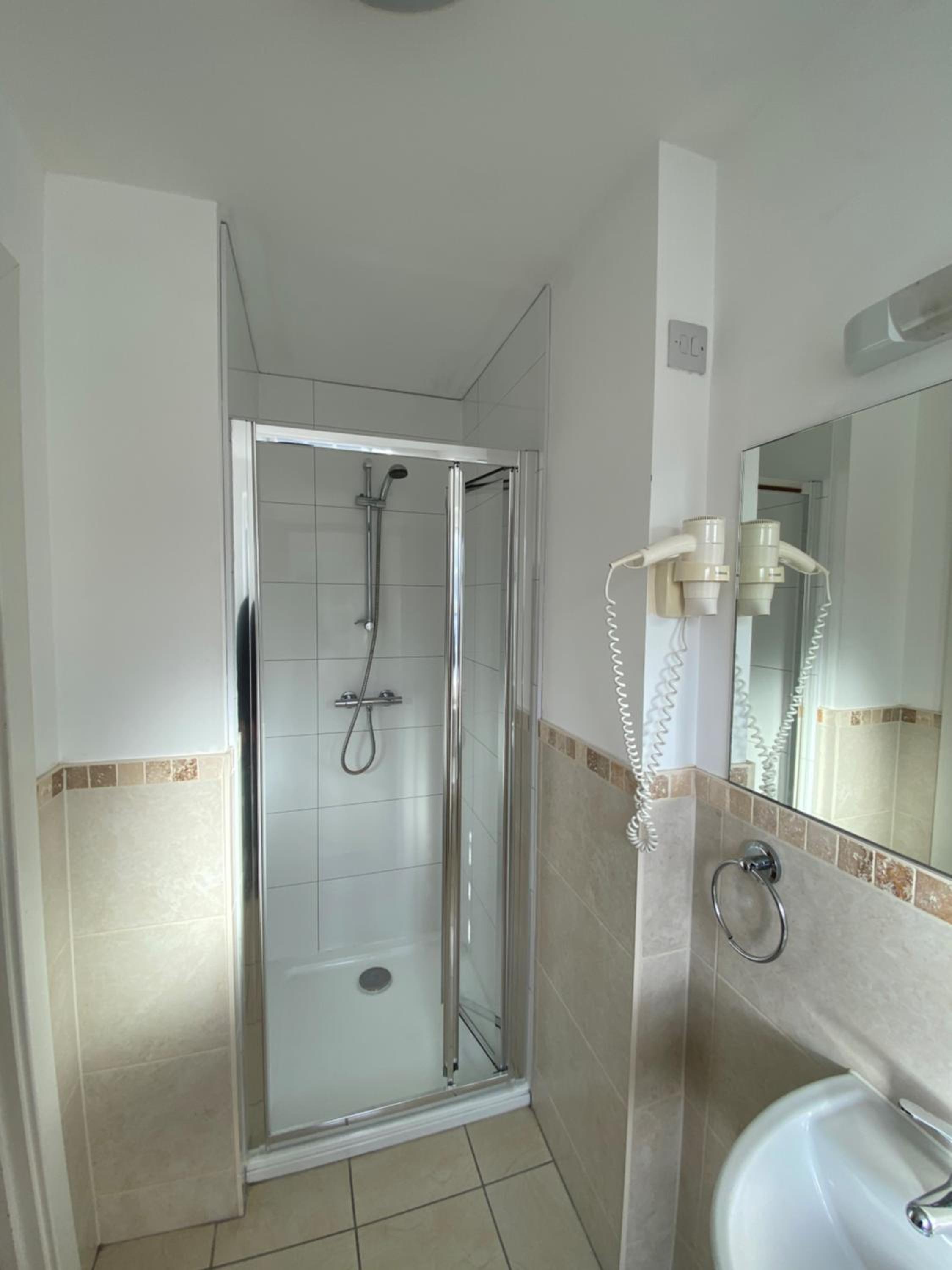 Double Room - Photo 4