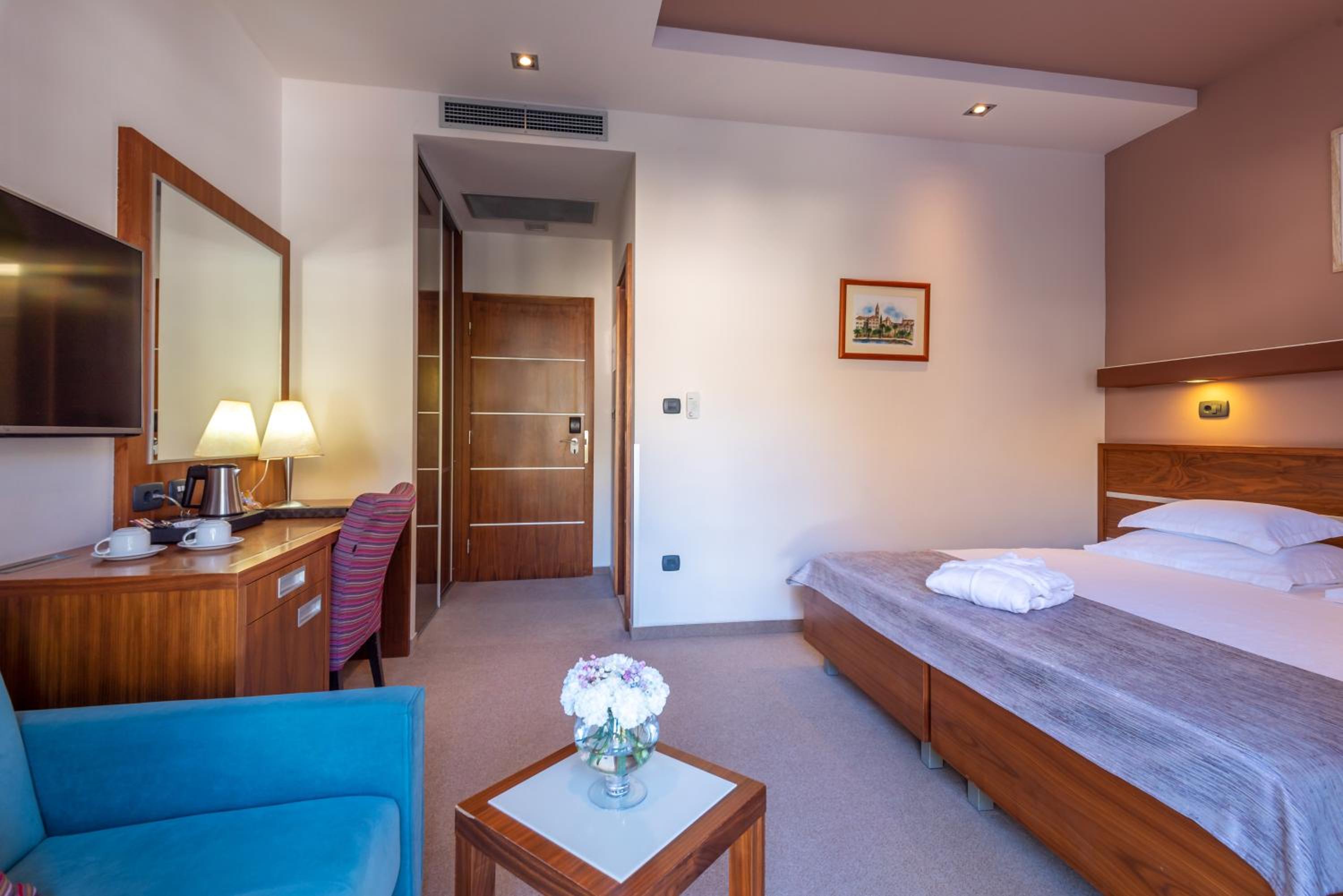 Classic Double Room - Photo 4