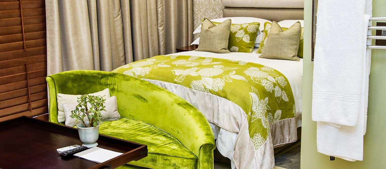Deluxe King Room