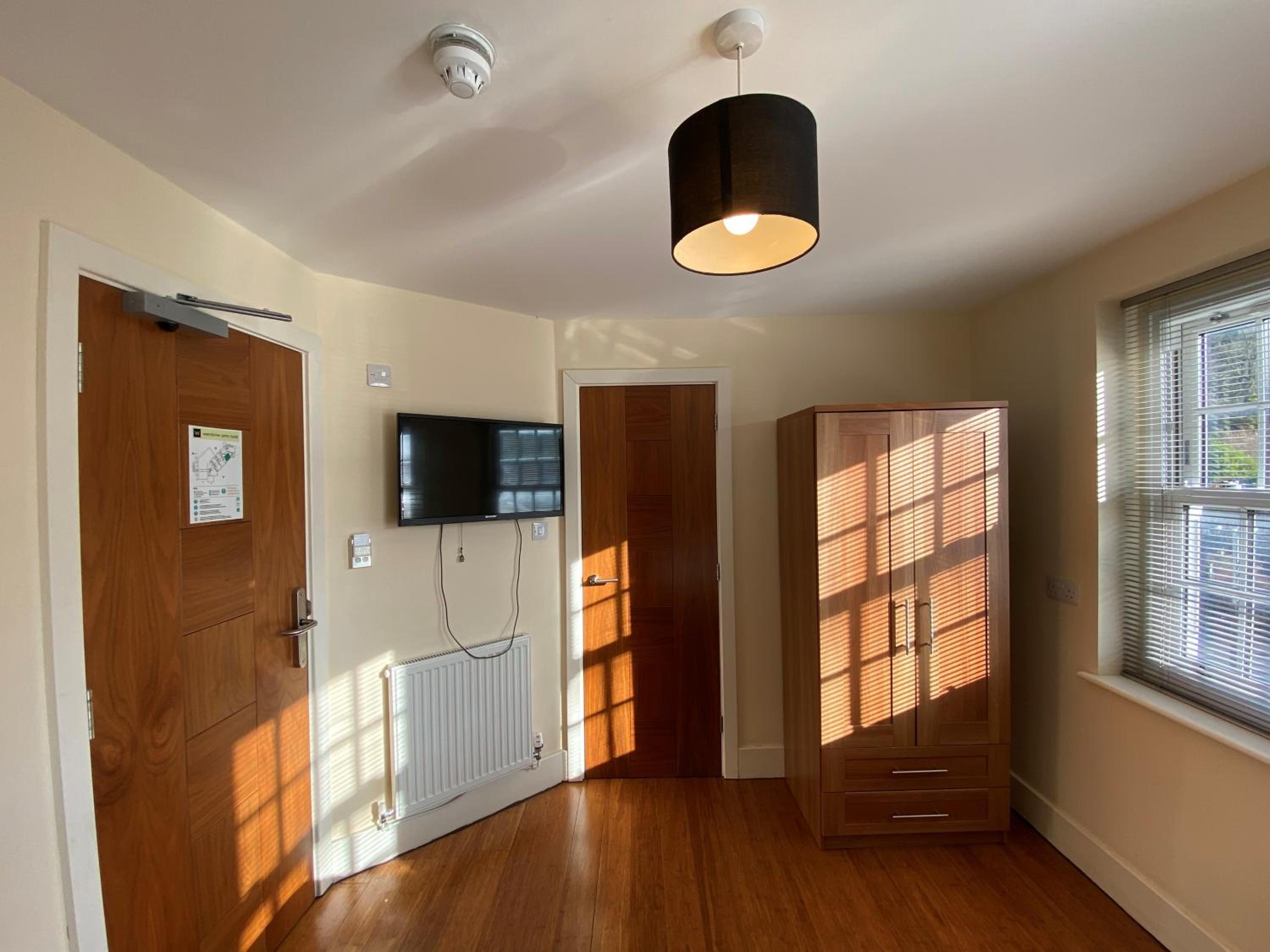 Double Room - Photo 3