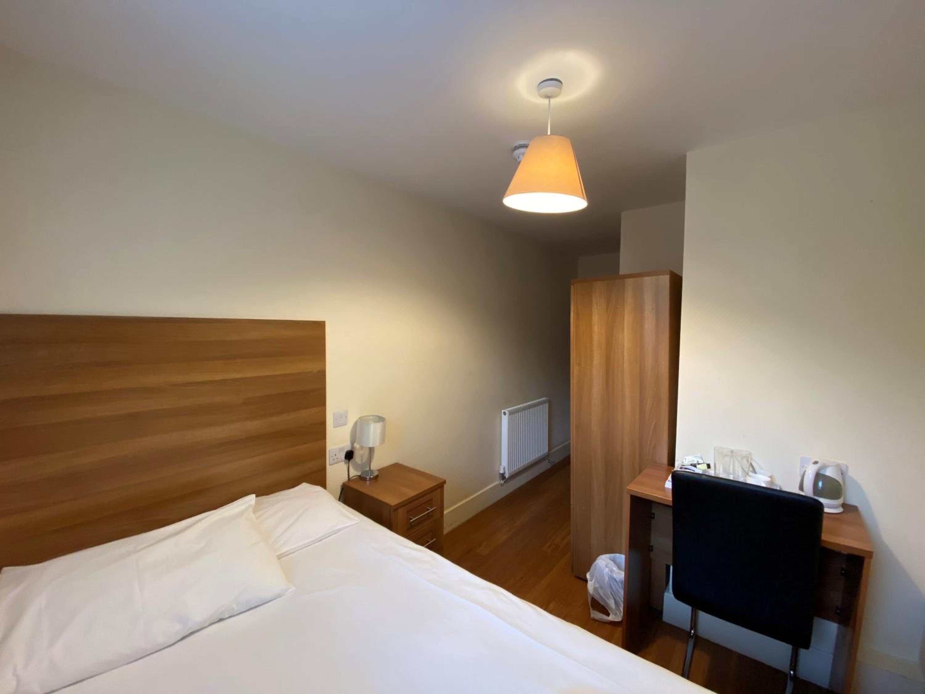 Double Room - Photo 14