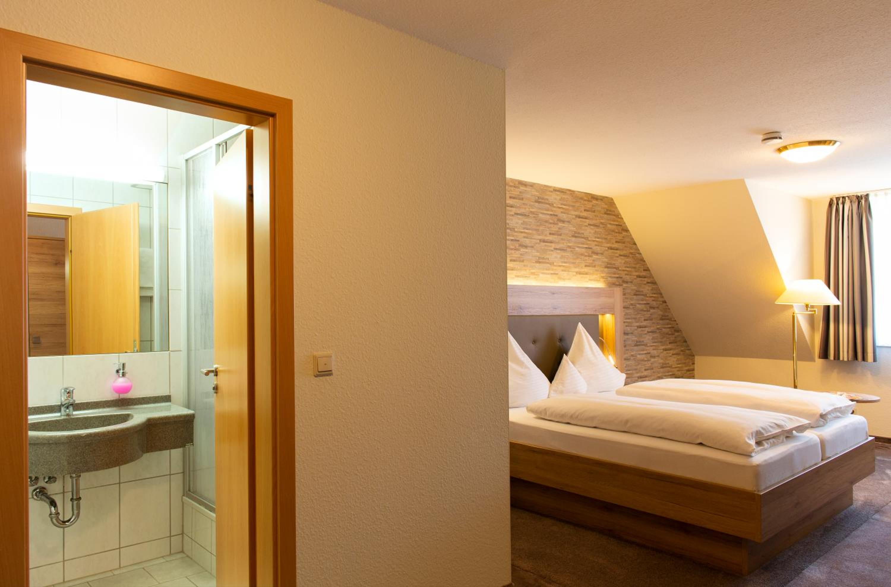 Superior Double Room - Photo 2