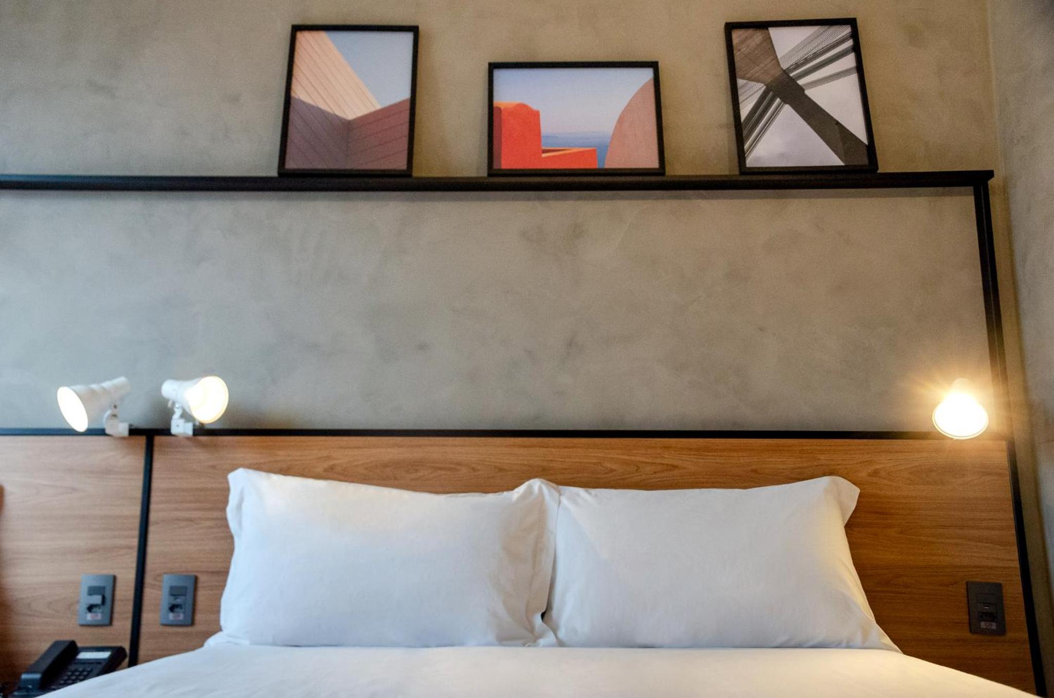 Standard Double Room - Photo 9