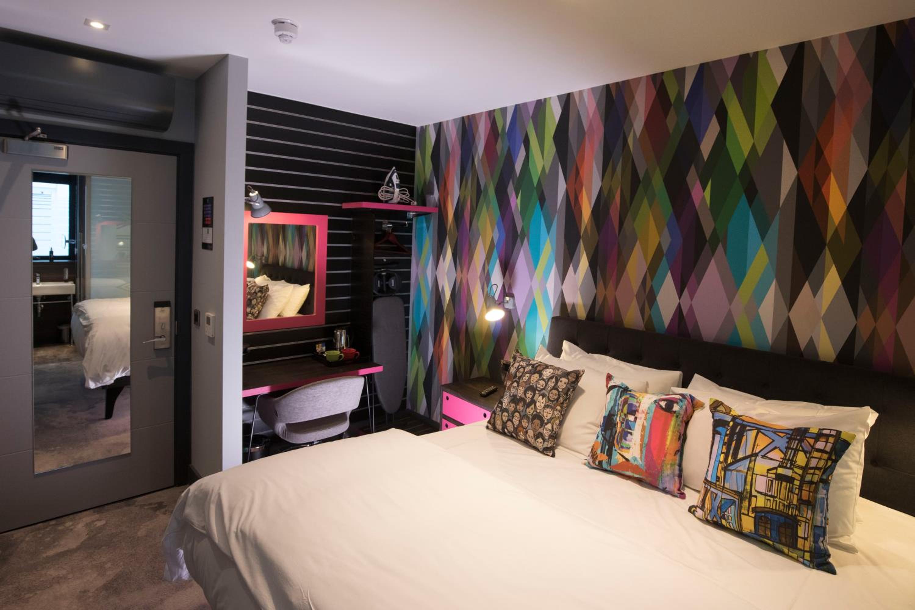 Double Room - Photo 2
