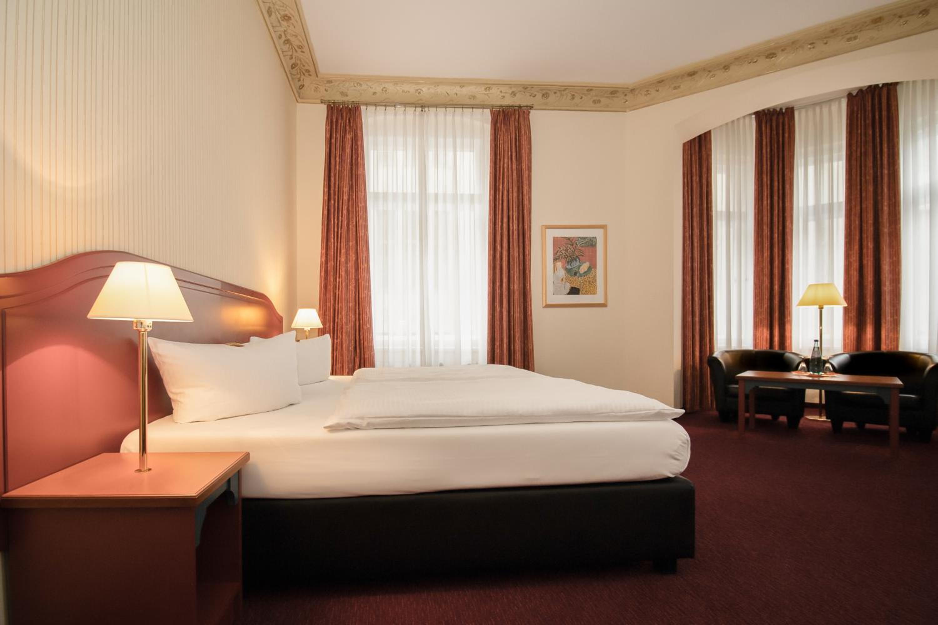 Deluxe Double Room photo 3