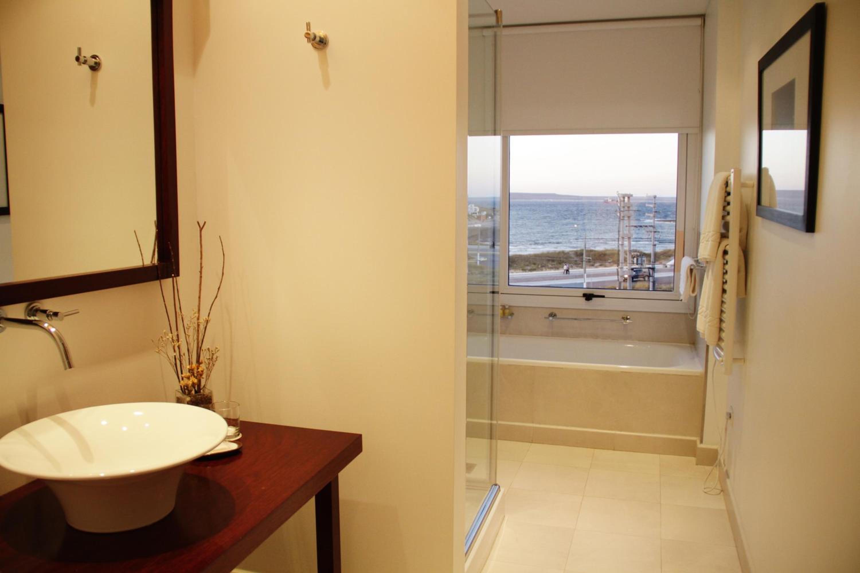 Superior Triple Room photo 2
