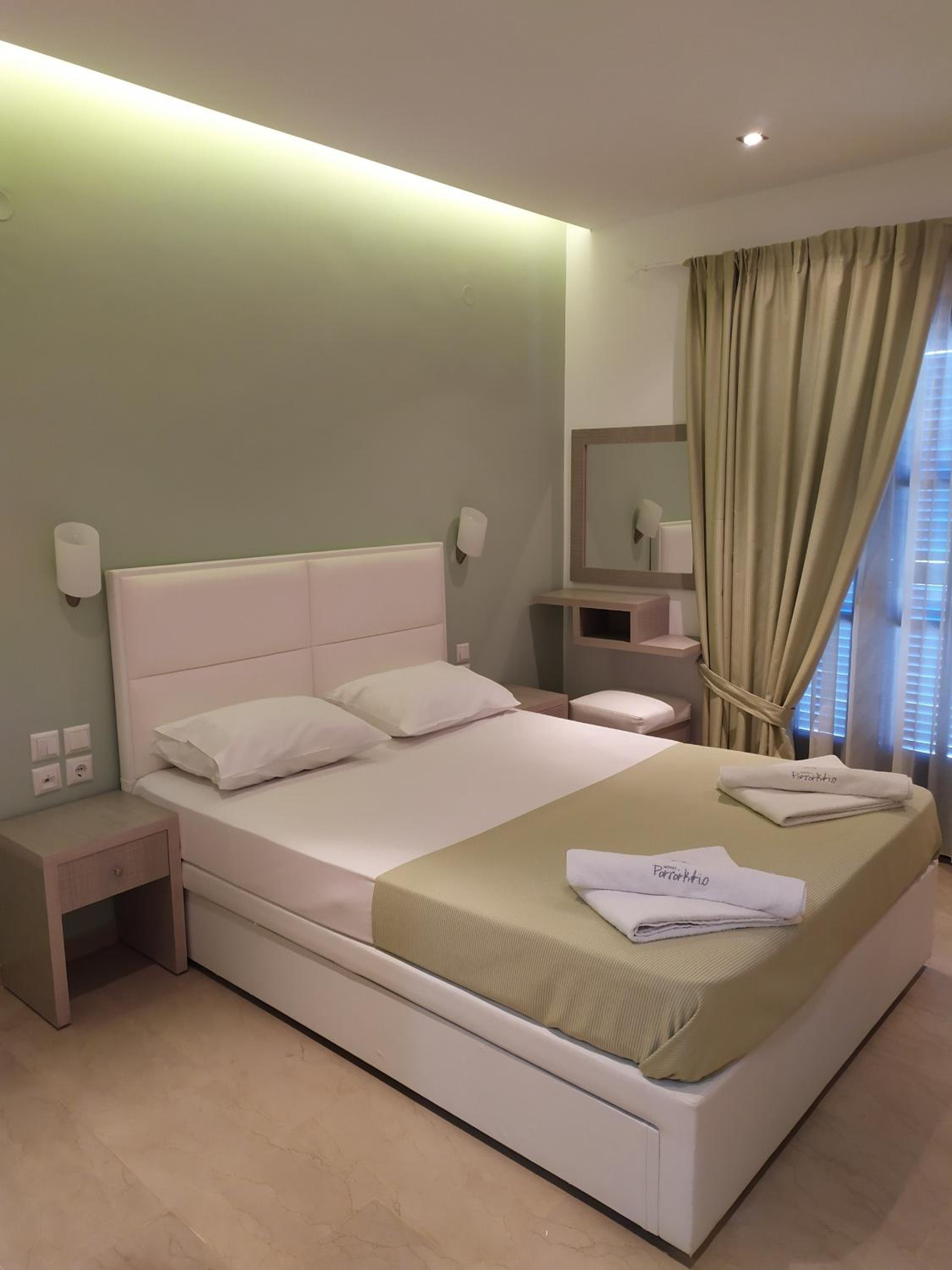 Studio with Sea View (2 Adults) - Photo 7