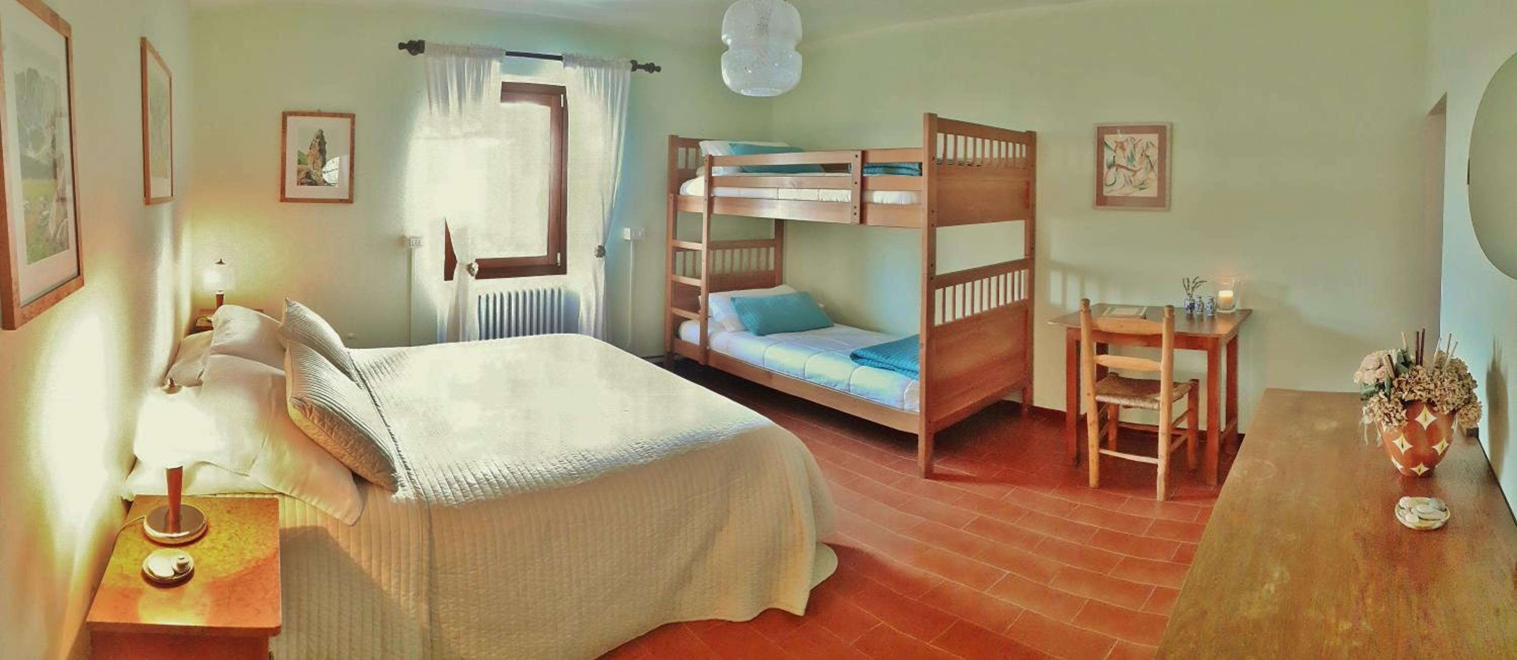 Double or Twin Room with Private Bathroom photo 1