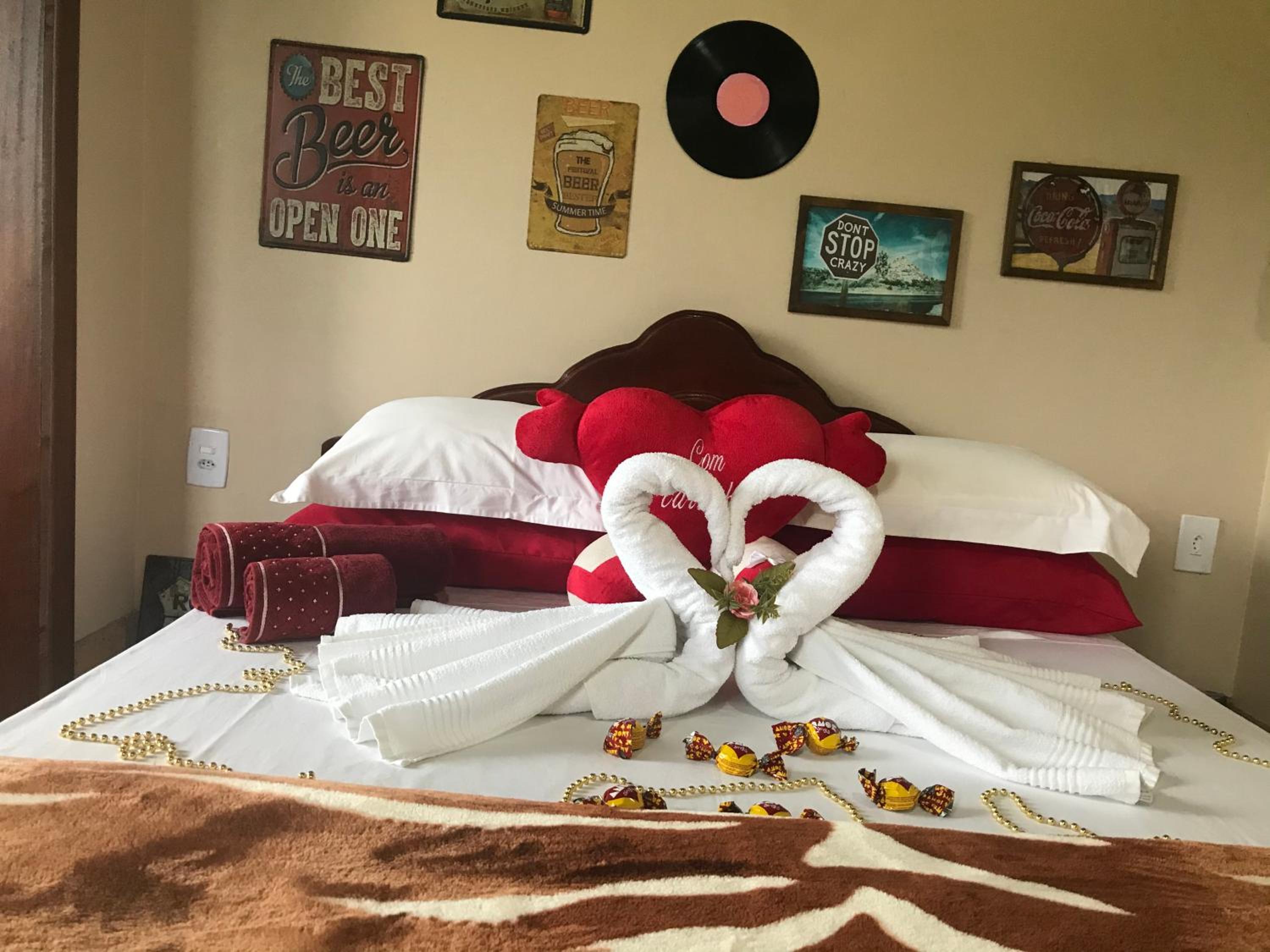 Double or Twin Room with Mountain View photo 2