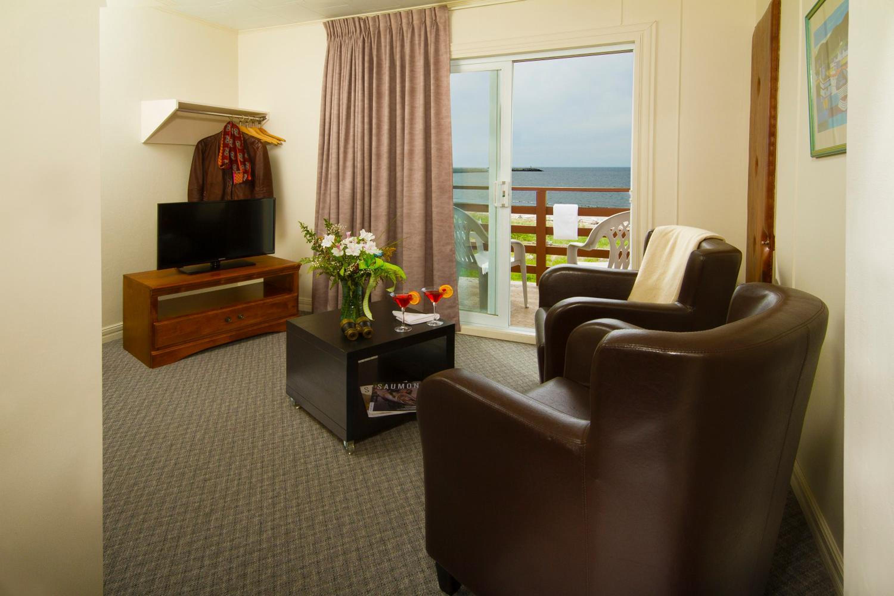 Double Room with Two Double Beds - Sea view - Hotel photo 3