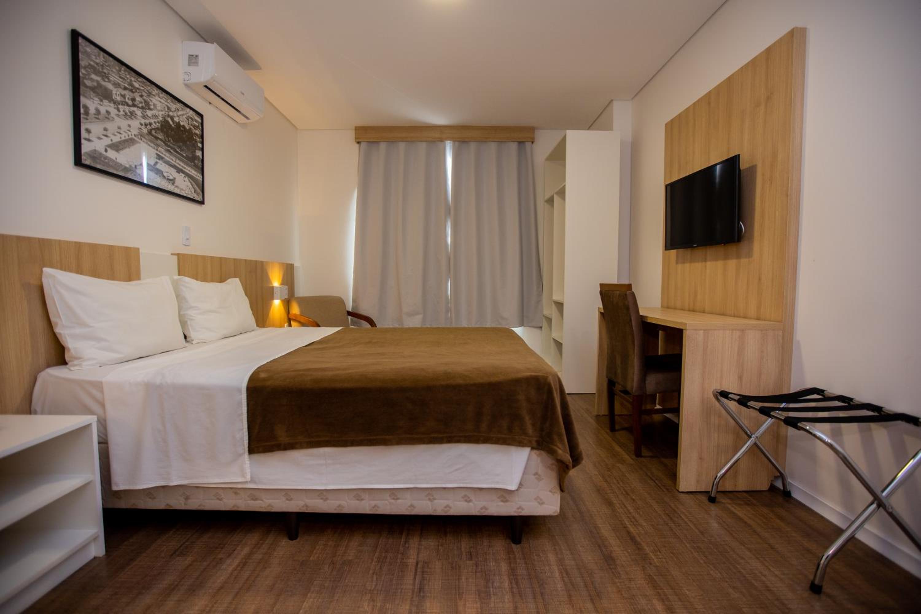 Deluxe Double Room - Photo 1