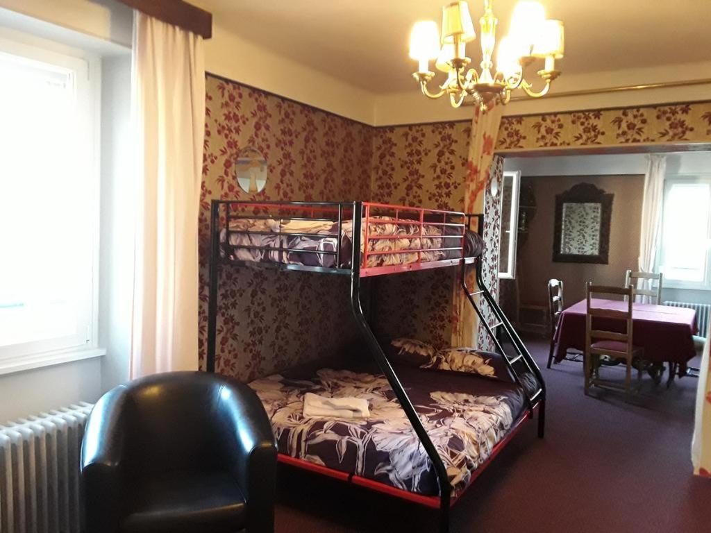 Chambre Familiale Standard Chambre Familiale Standard
