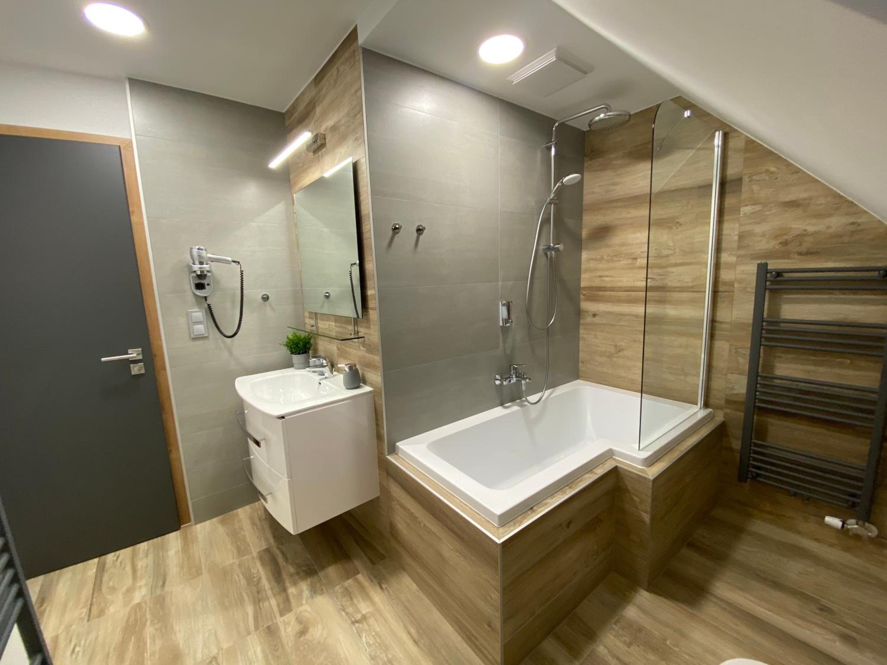 Two-Bedroom Apartment - Photo 7