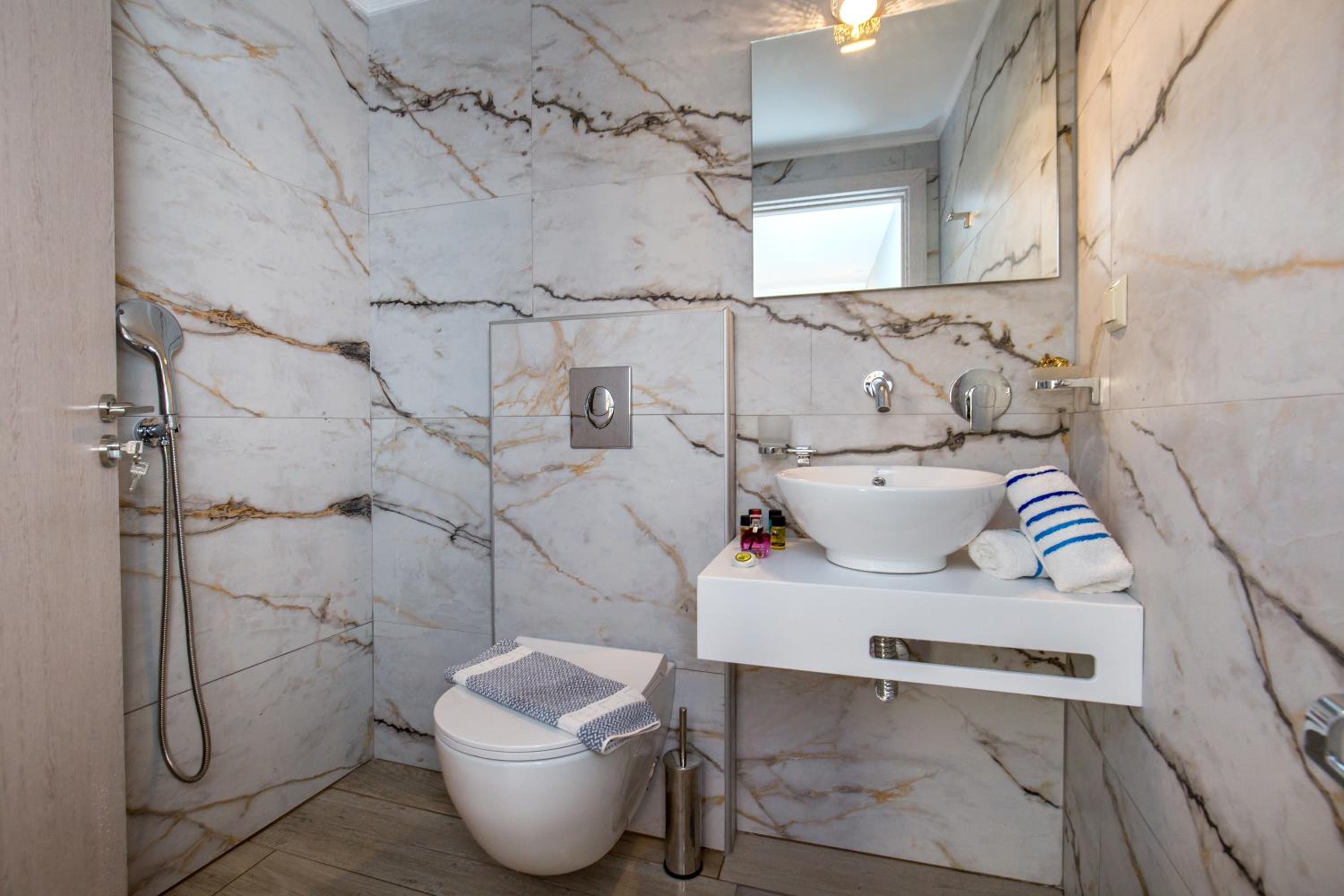 Luxury Triple Room - Photo 2
