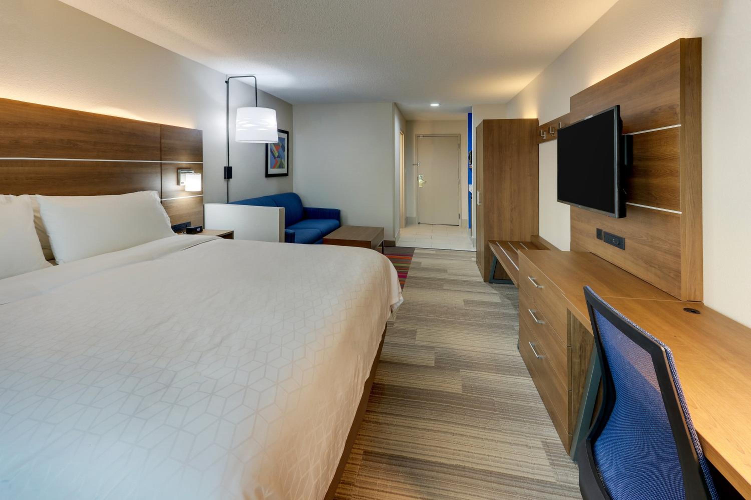 King Suite with Sofa Bed - Photo 1