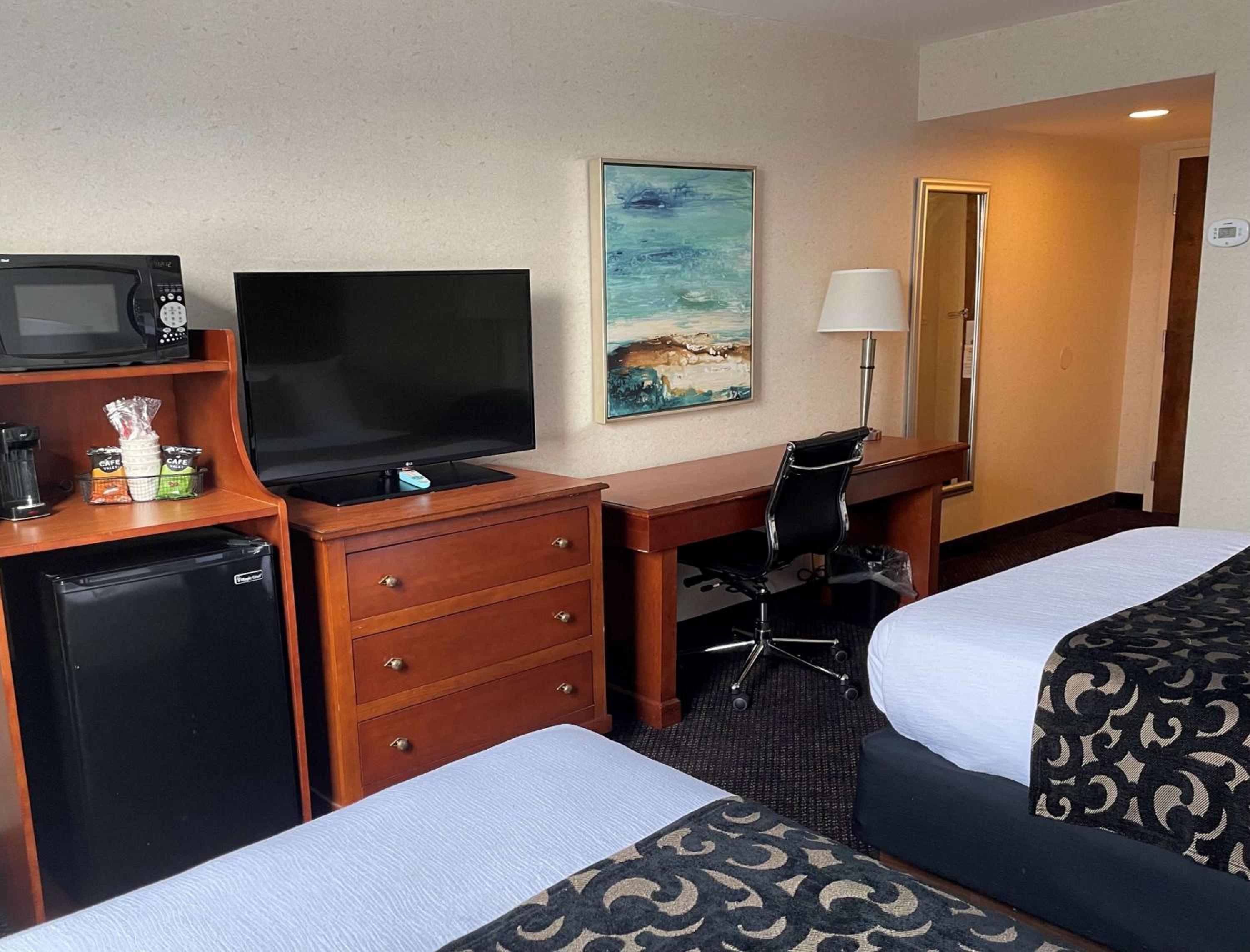 Double Room with Two Double Beds - Photo 4