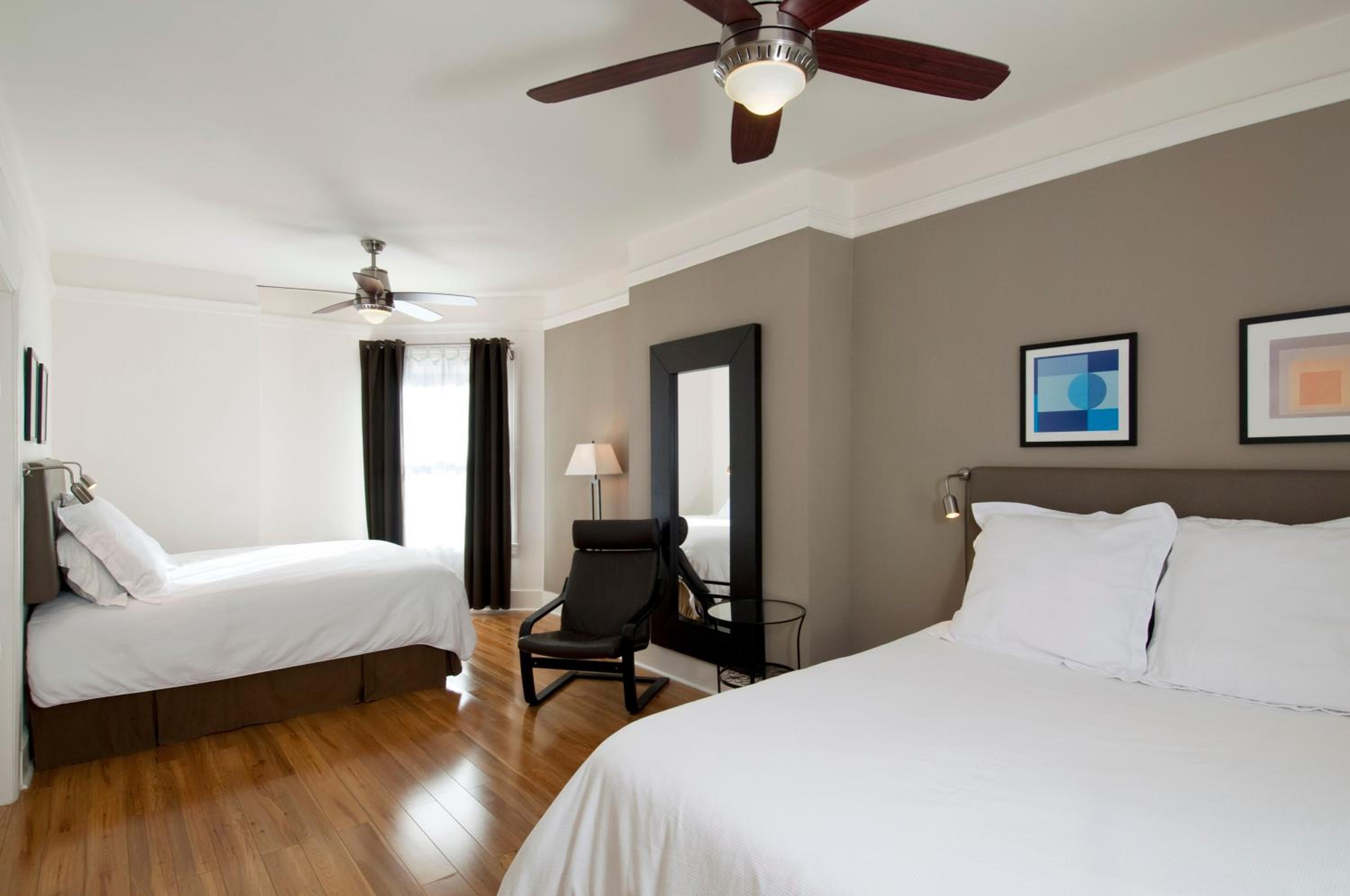 Deluxe Queen Room With Two Queen Beds