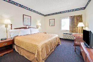 King Studio Suite - Non-Smoking - Photo 1