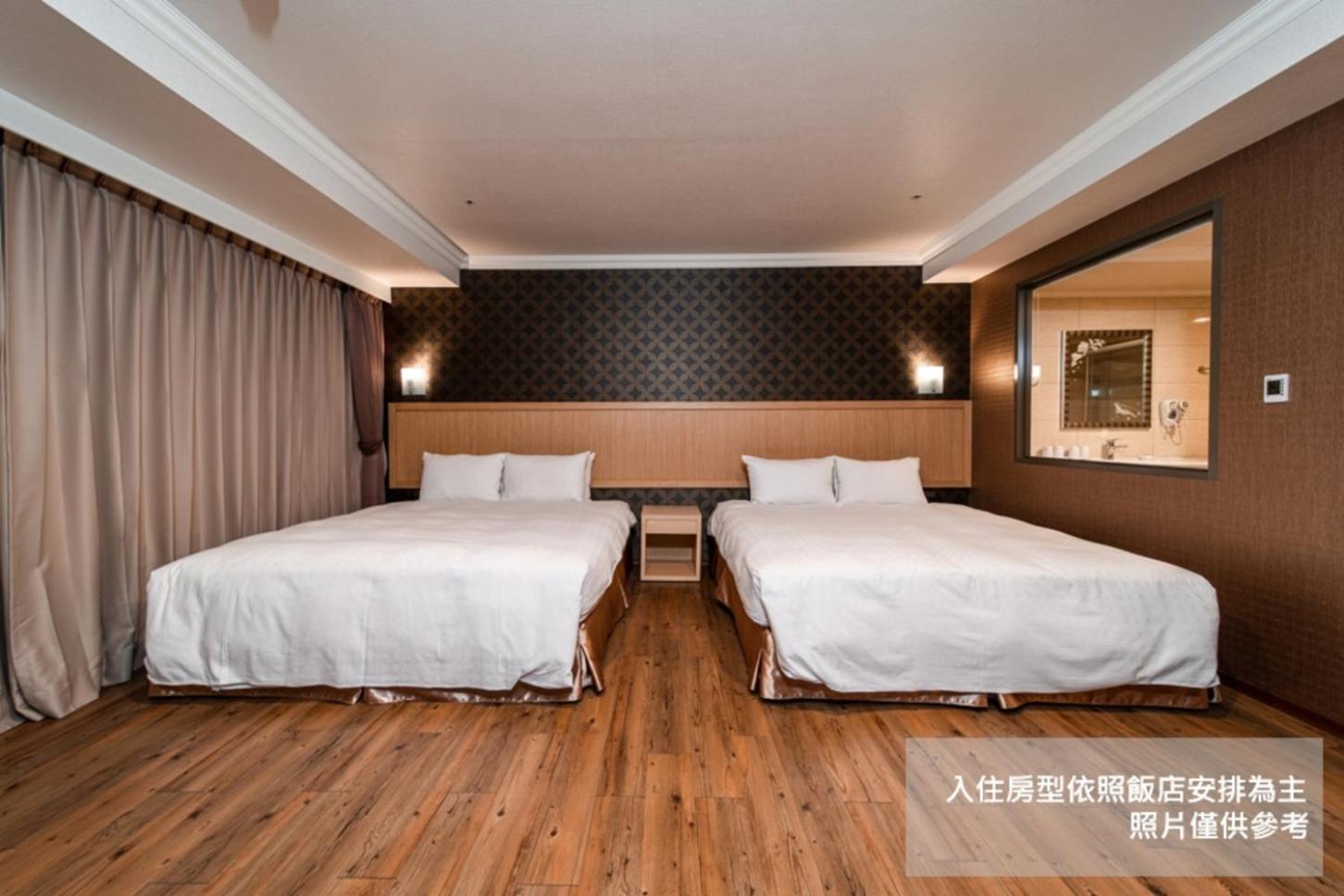 Deluxe Quadruple Room - No Window