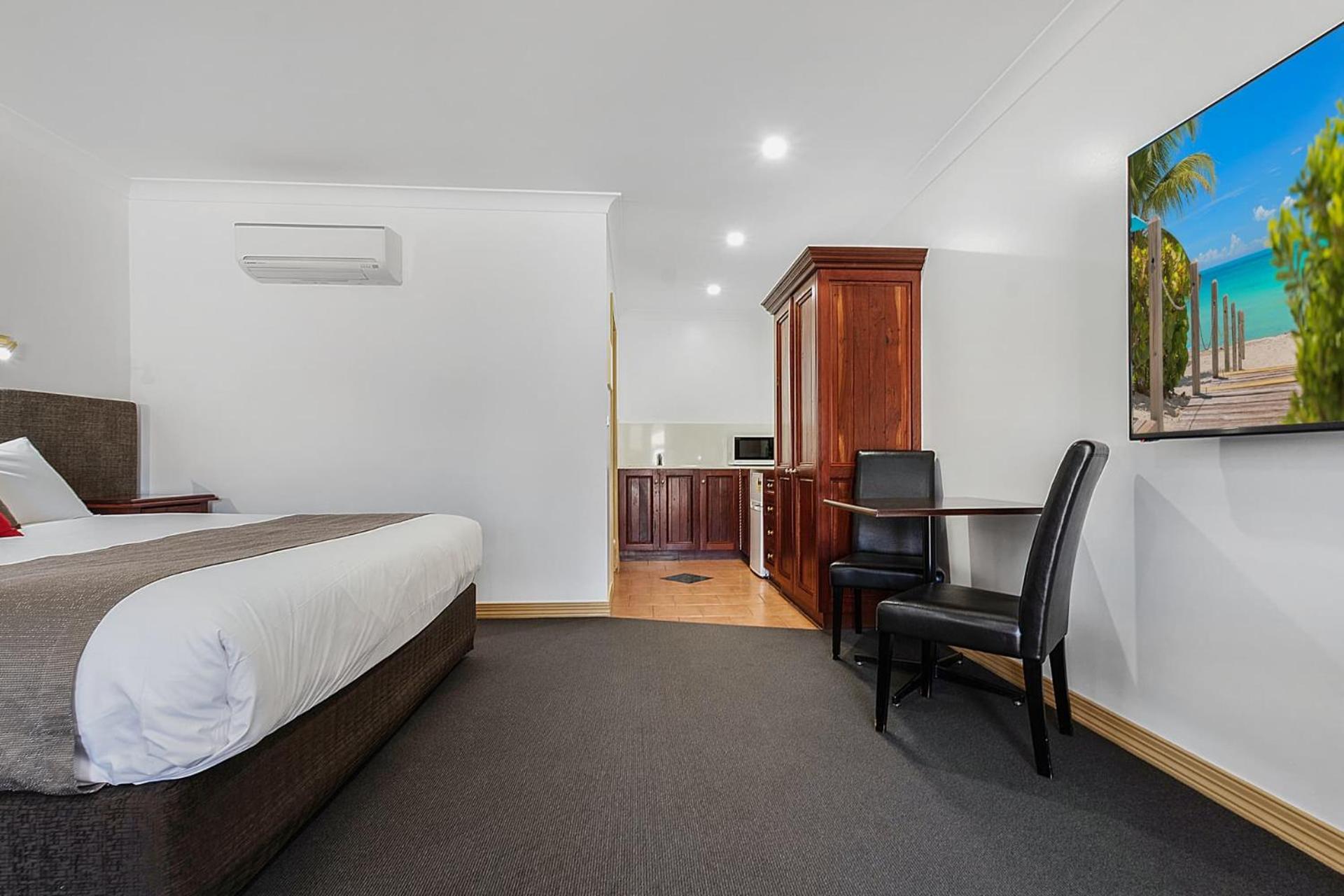 Twin Suite - Photo 3