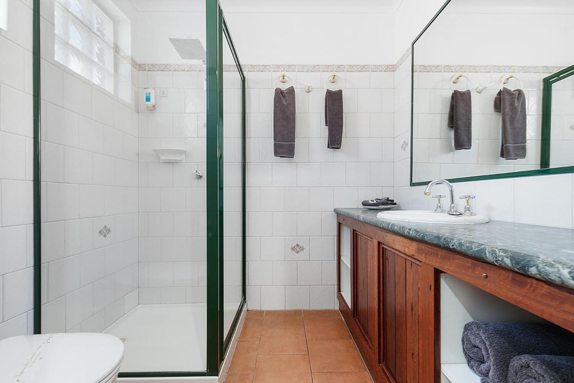 Twin Suite - Photo 4