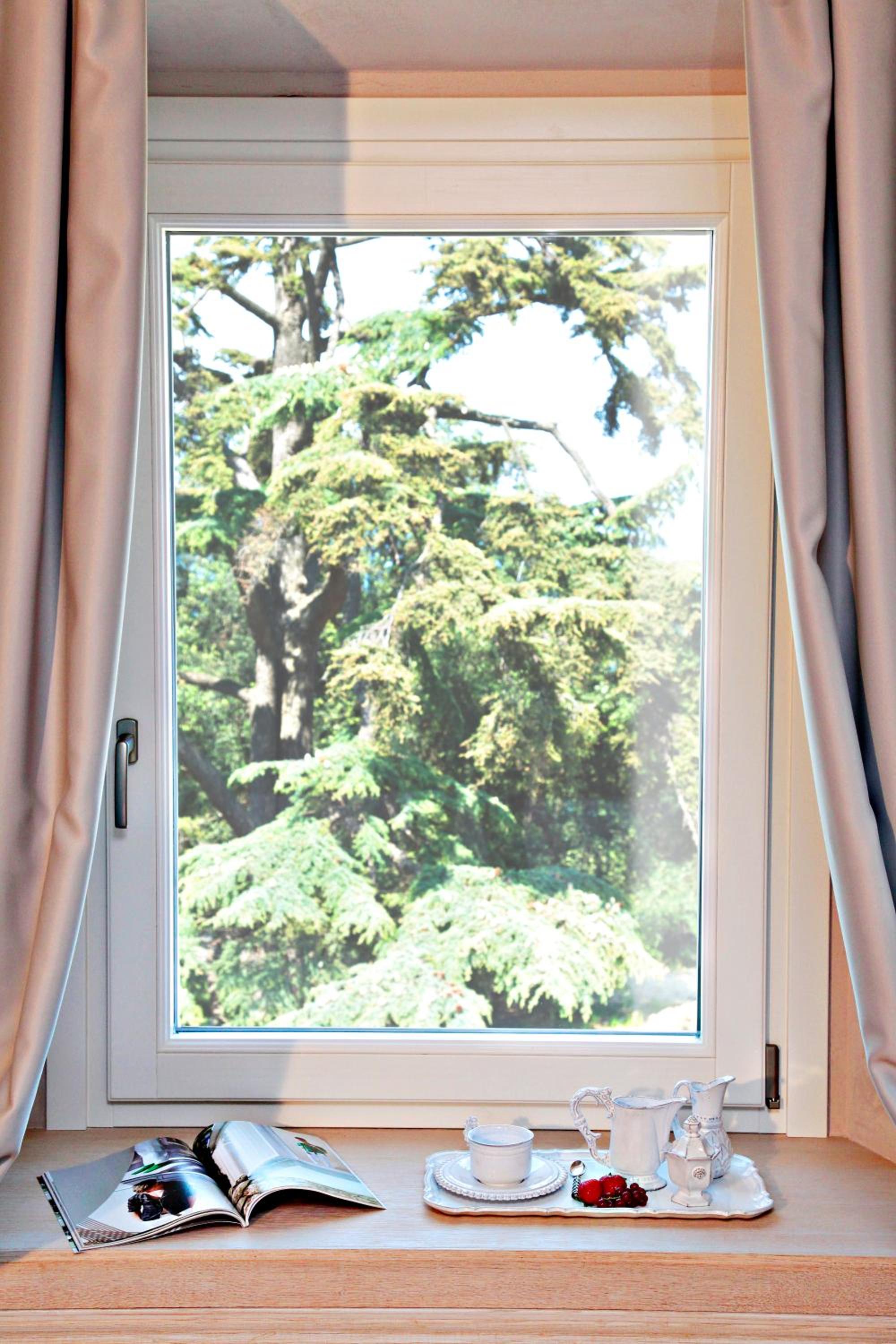 Superior Double Room with Sea View - Photo 3