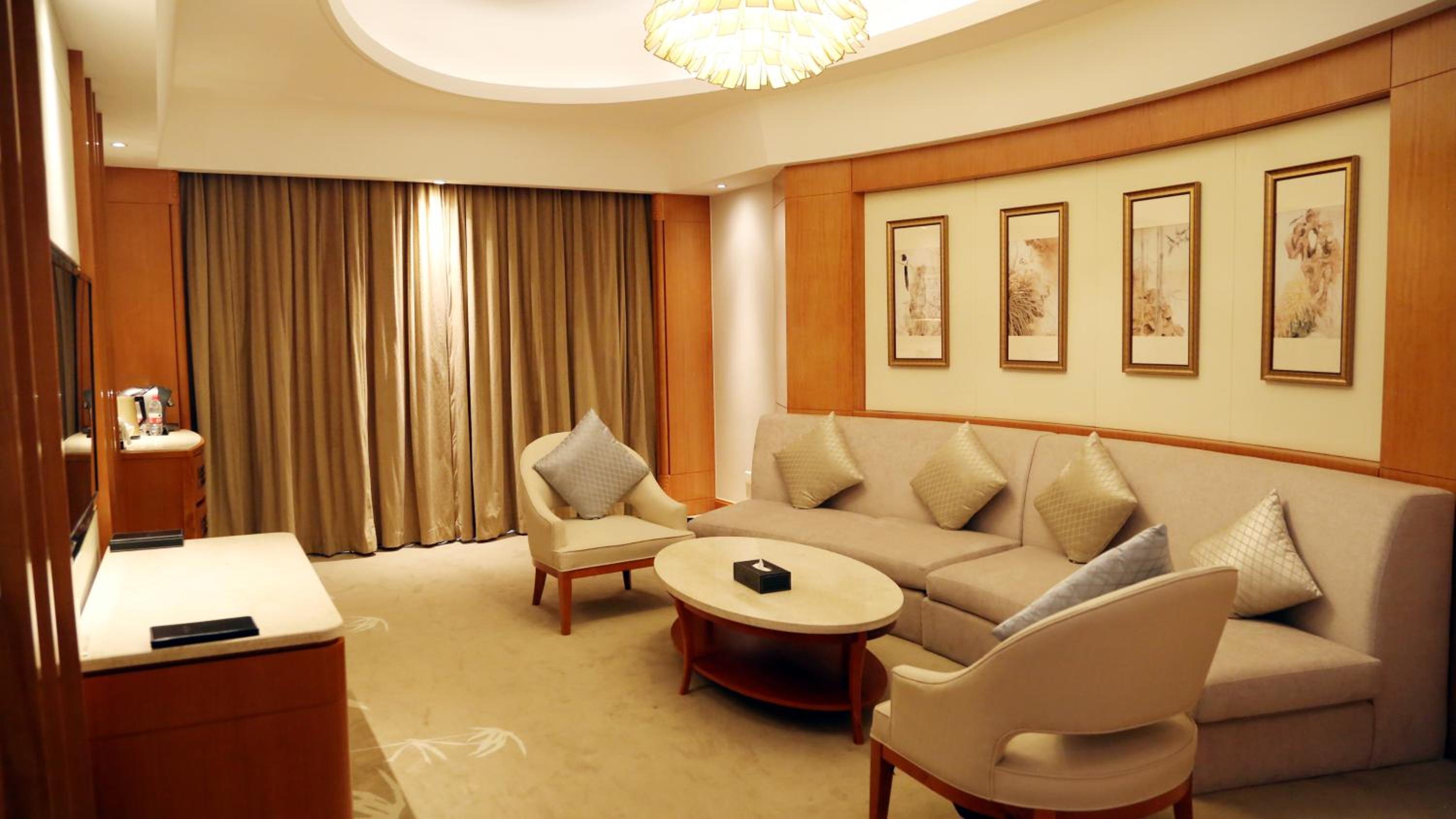 Standard Suite