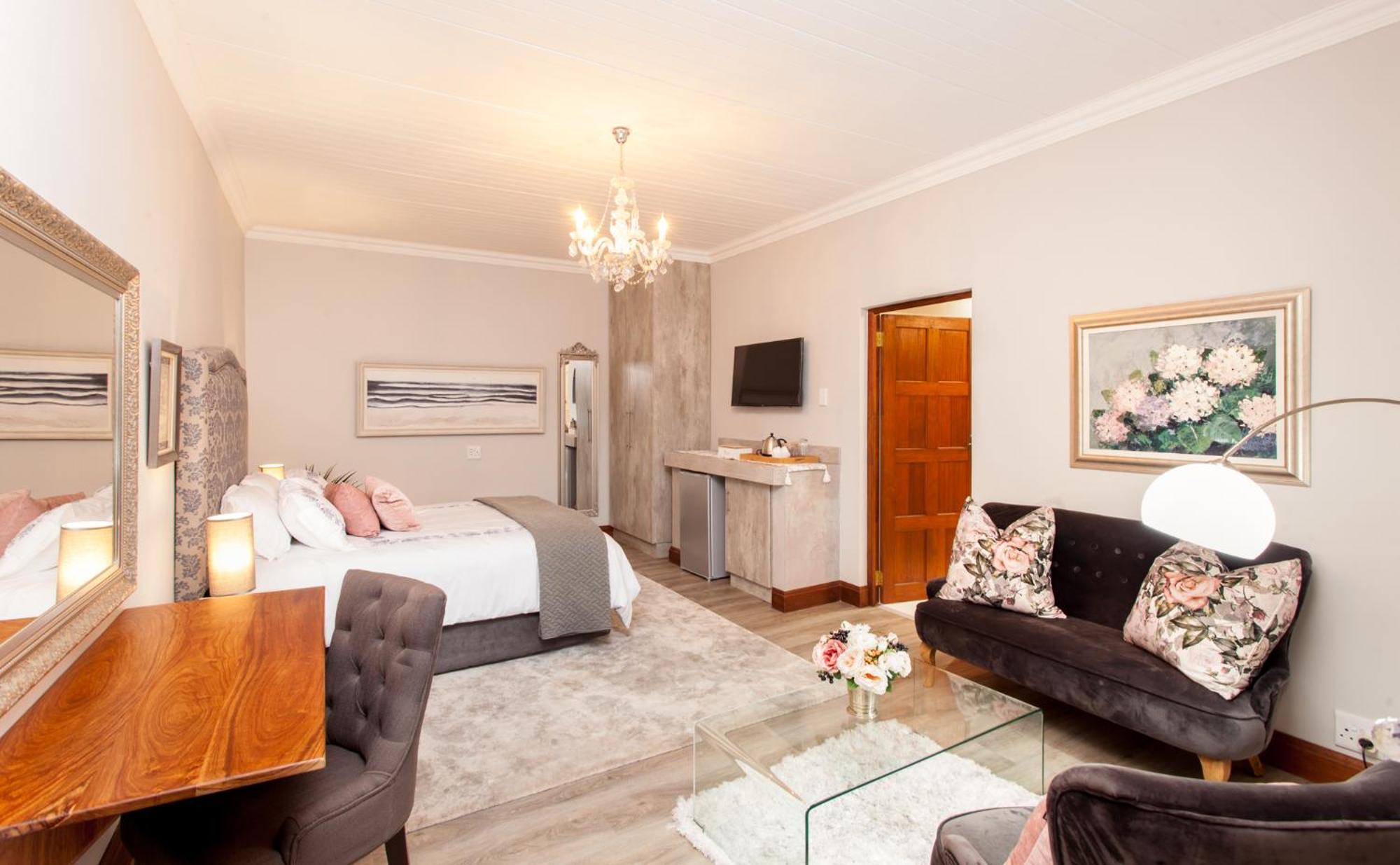 Premier Queen Room photo 2