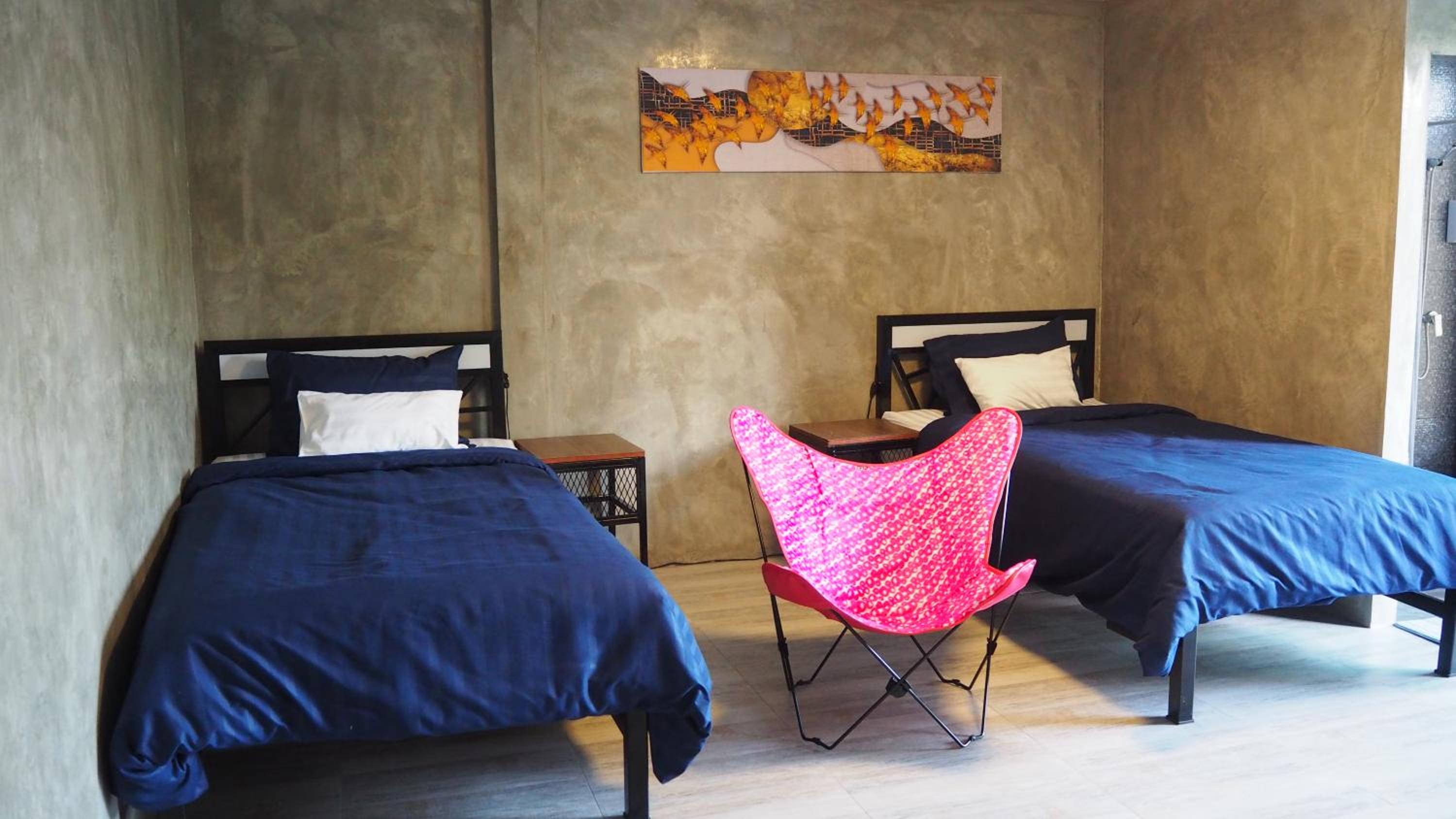 Twin Room - Photo 5