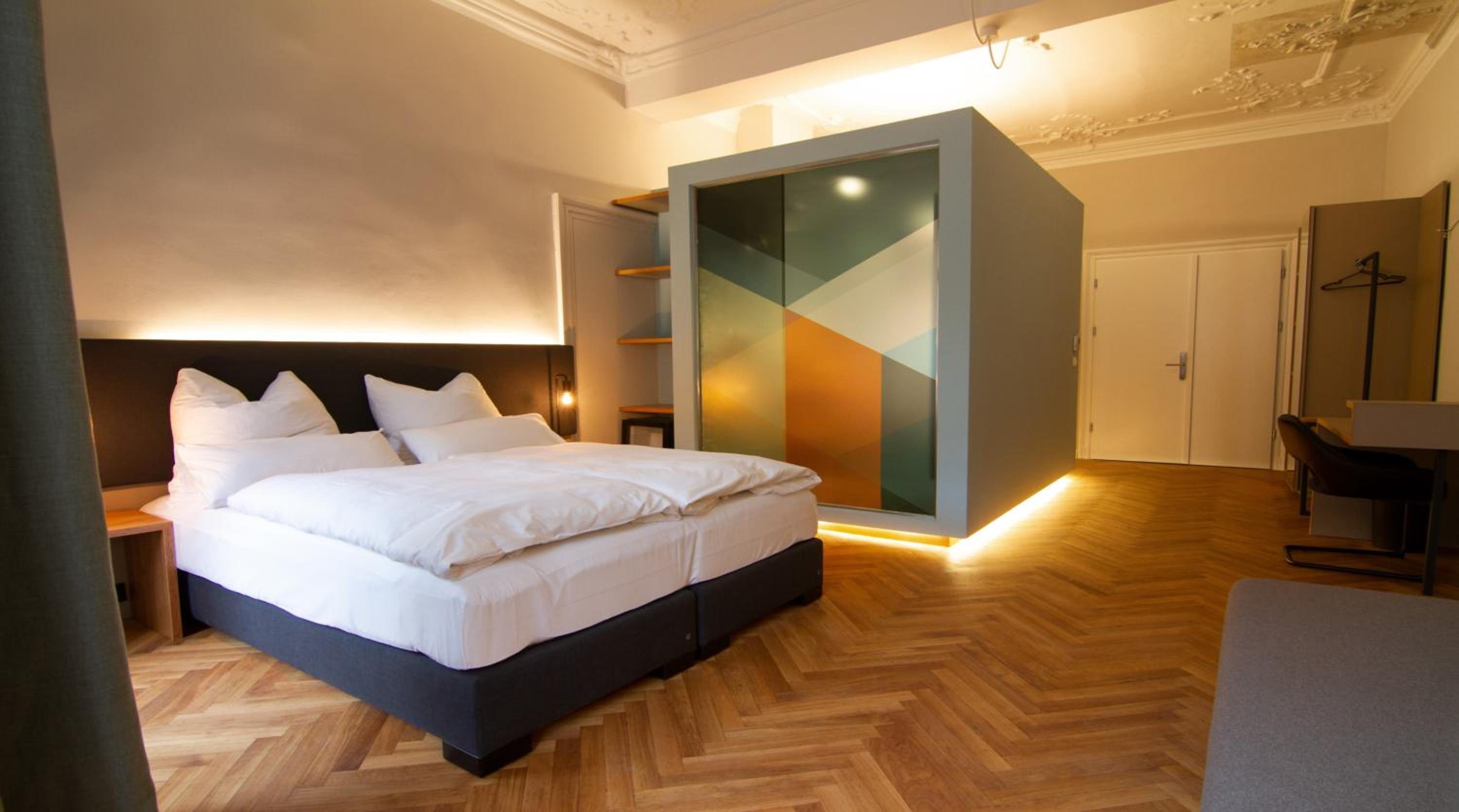 Deluxe Double Room - Photo 1