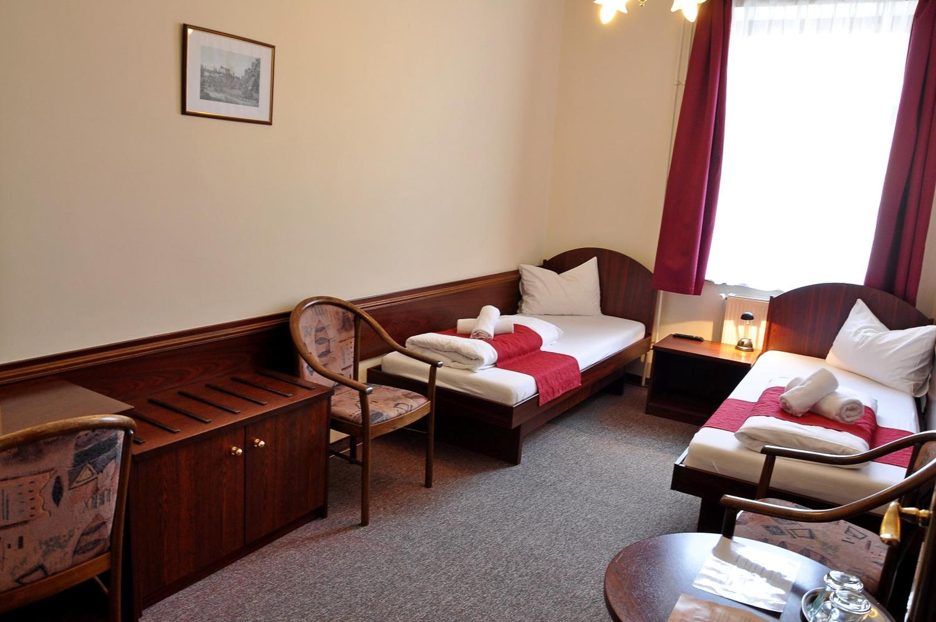 Twin Room photo 2