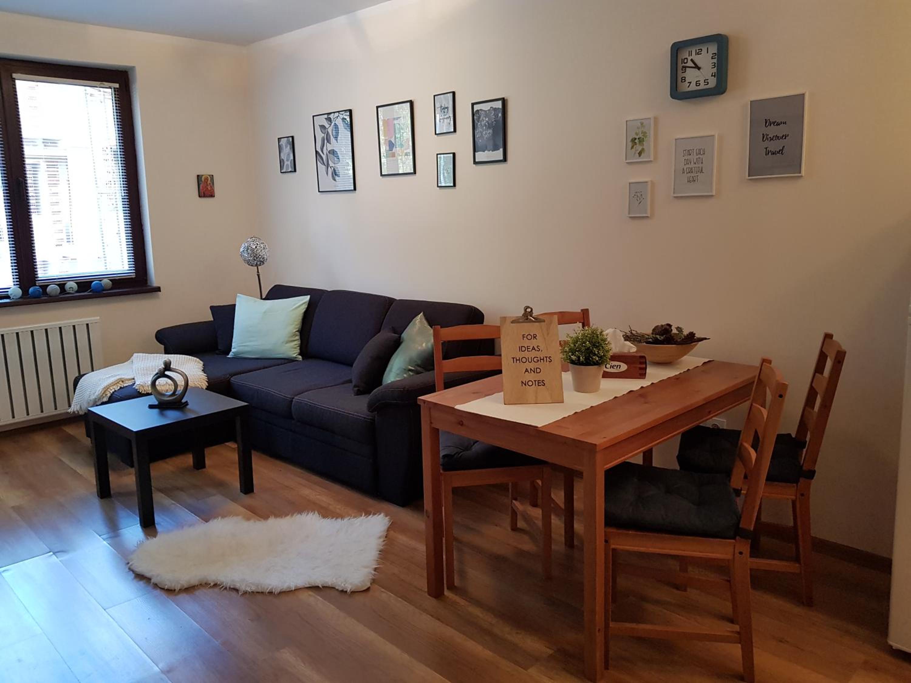 One-Bedroom Apartment