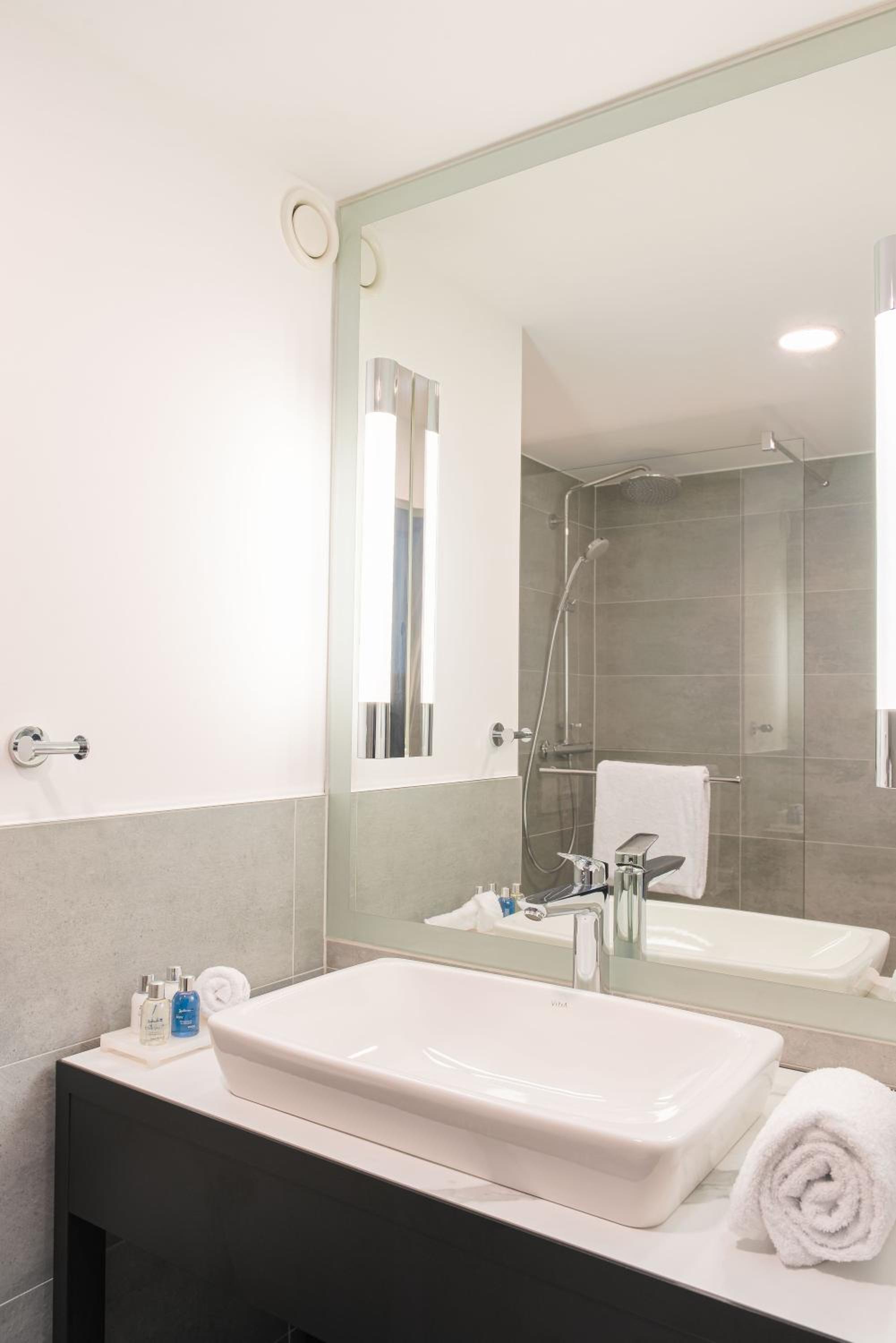 Premium Room - High Floor - Photo 10