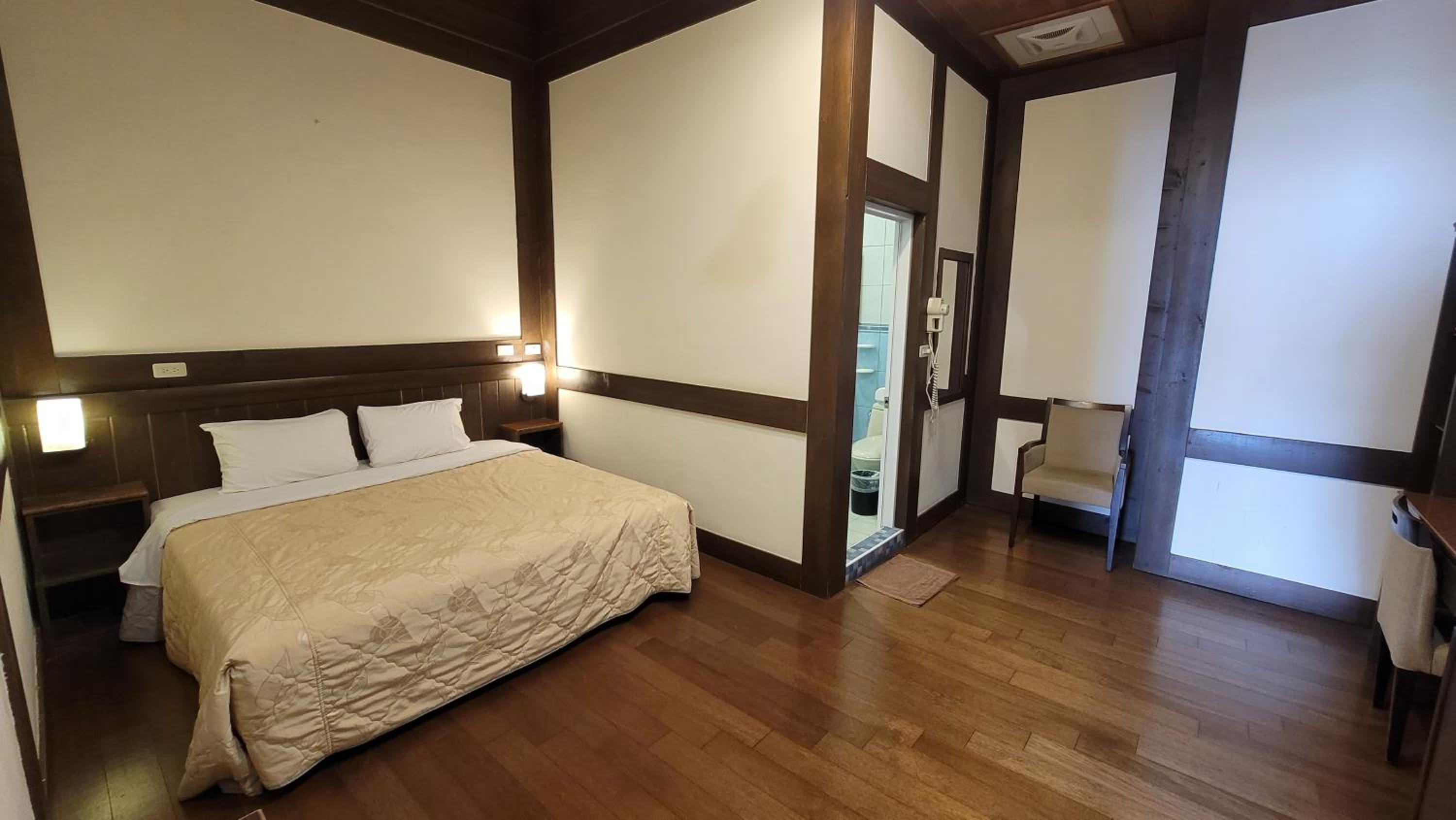 Standard Double Room photo 1