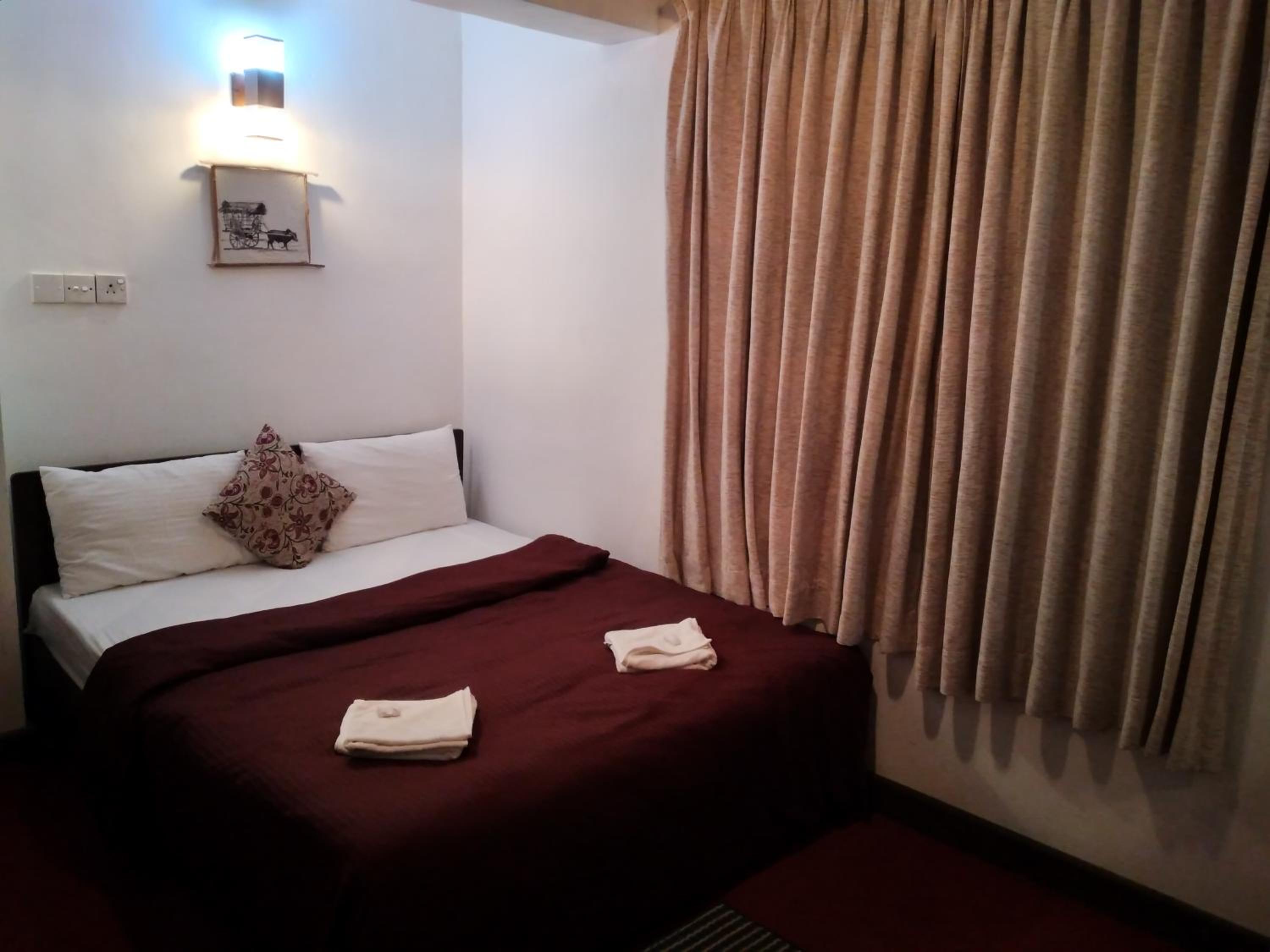 Deluxe Single Room