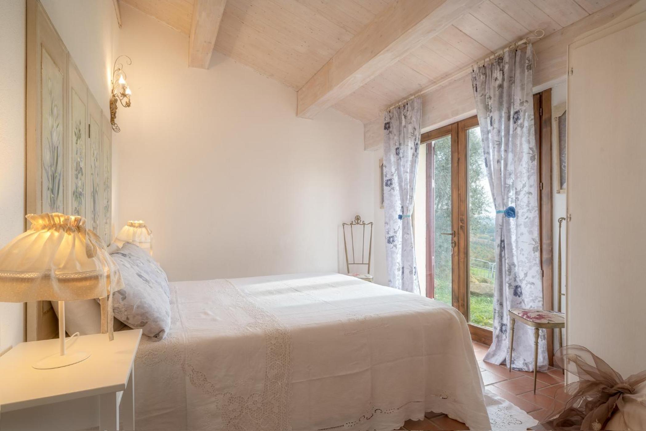 One-Bedroom Apartment with Garden View photo 1