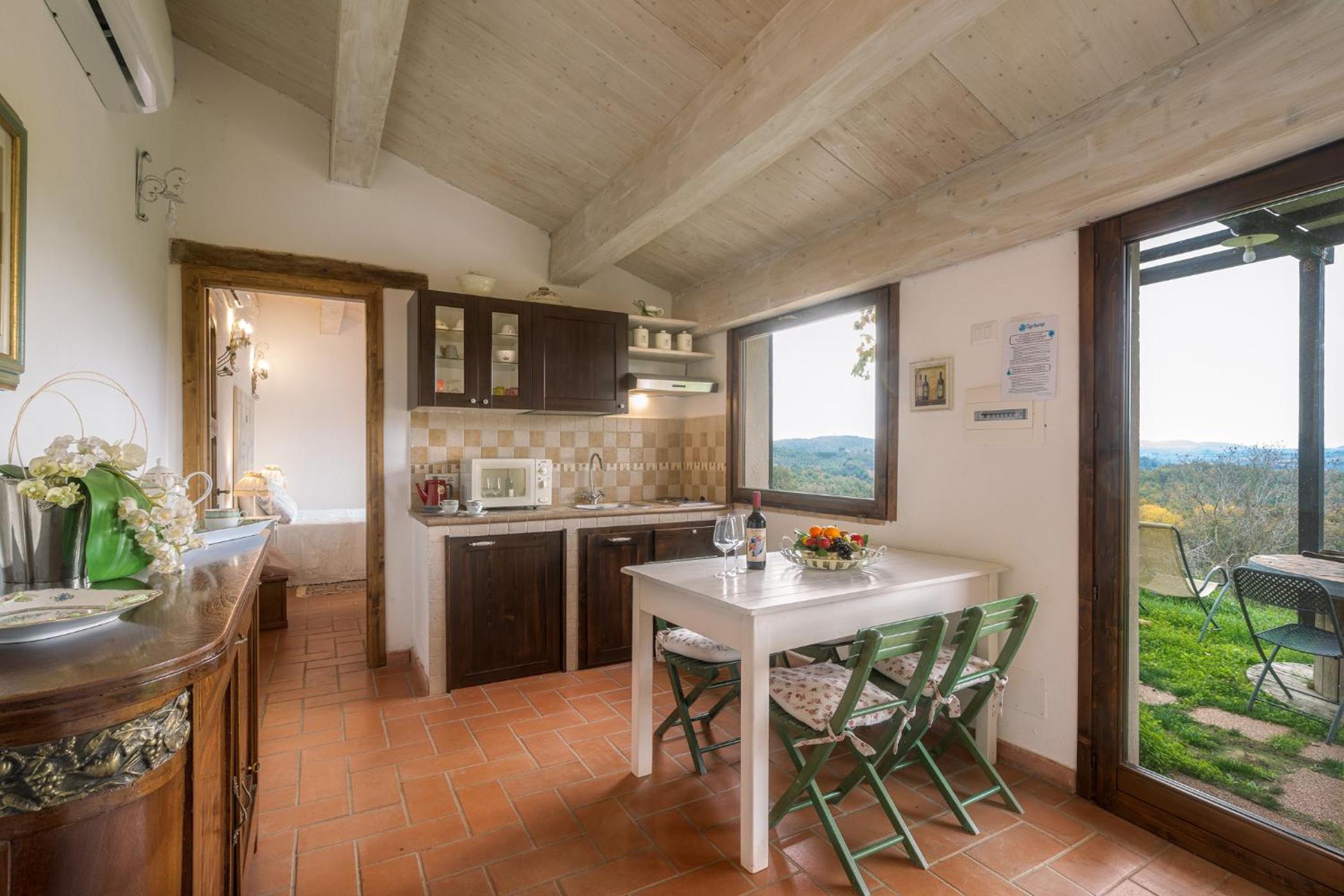 One-Bedroom Apartment with Garden View photo 2