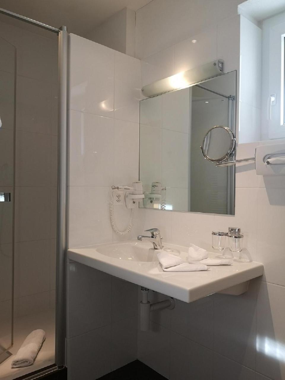 Double Room with Balcony photo 3